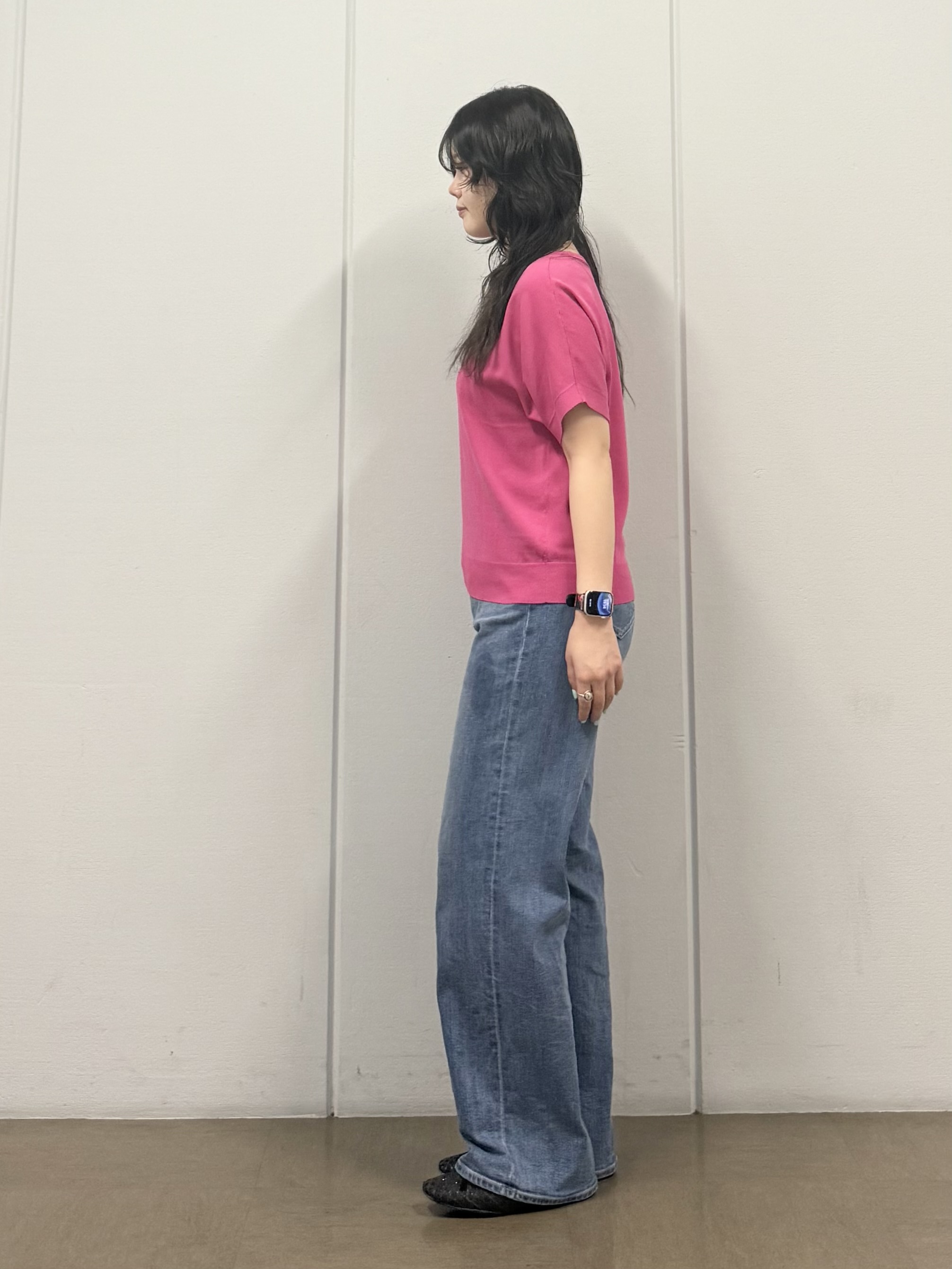 mizukiさんの「INDIVI｜【接触冷感／洗える／2WAY】ドロスト付 シアーシャンブレーシャツ」を使ったコーディネート