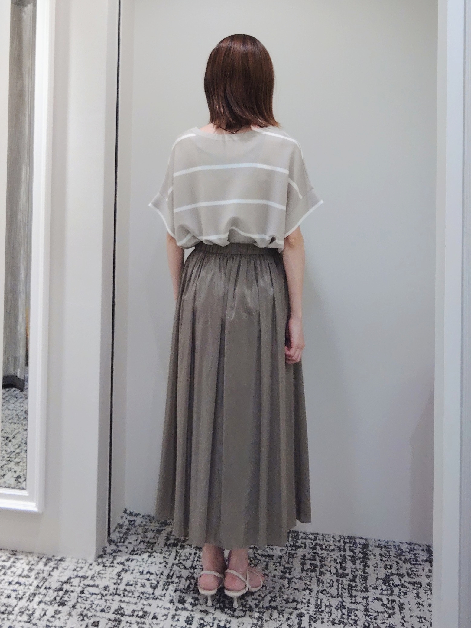 terumiさんの「UNTITLED｜【11色展開/体型カバー】前後2WAYフレンチスリーブニット」を使ったコーディネート