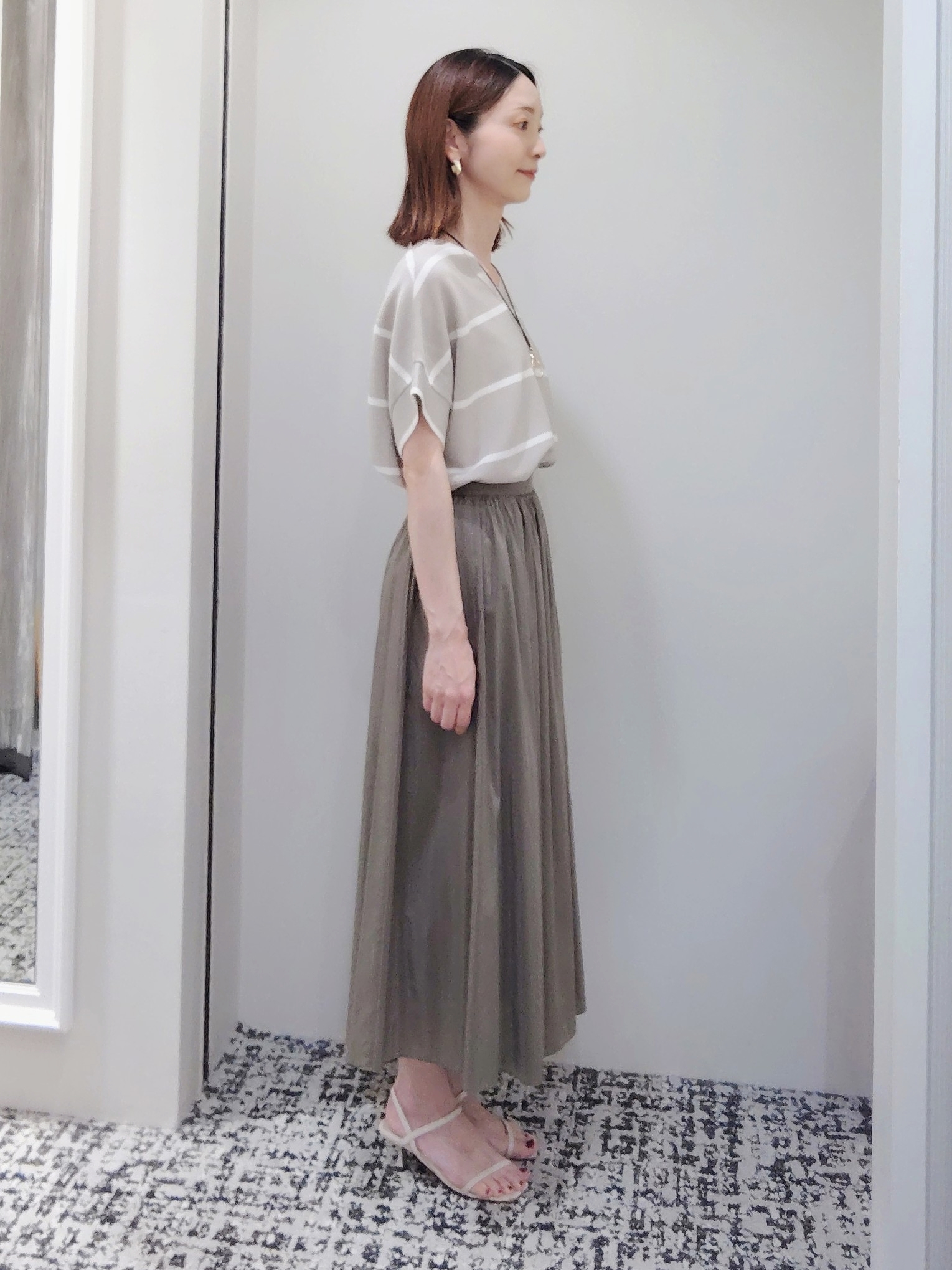 terumiさんの「UNTITLED｜【11色展開/体型カバー】前後2WAYフレンチスリーブニット」を使ったコーディネート