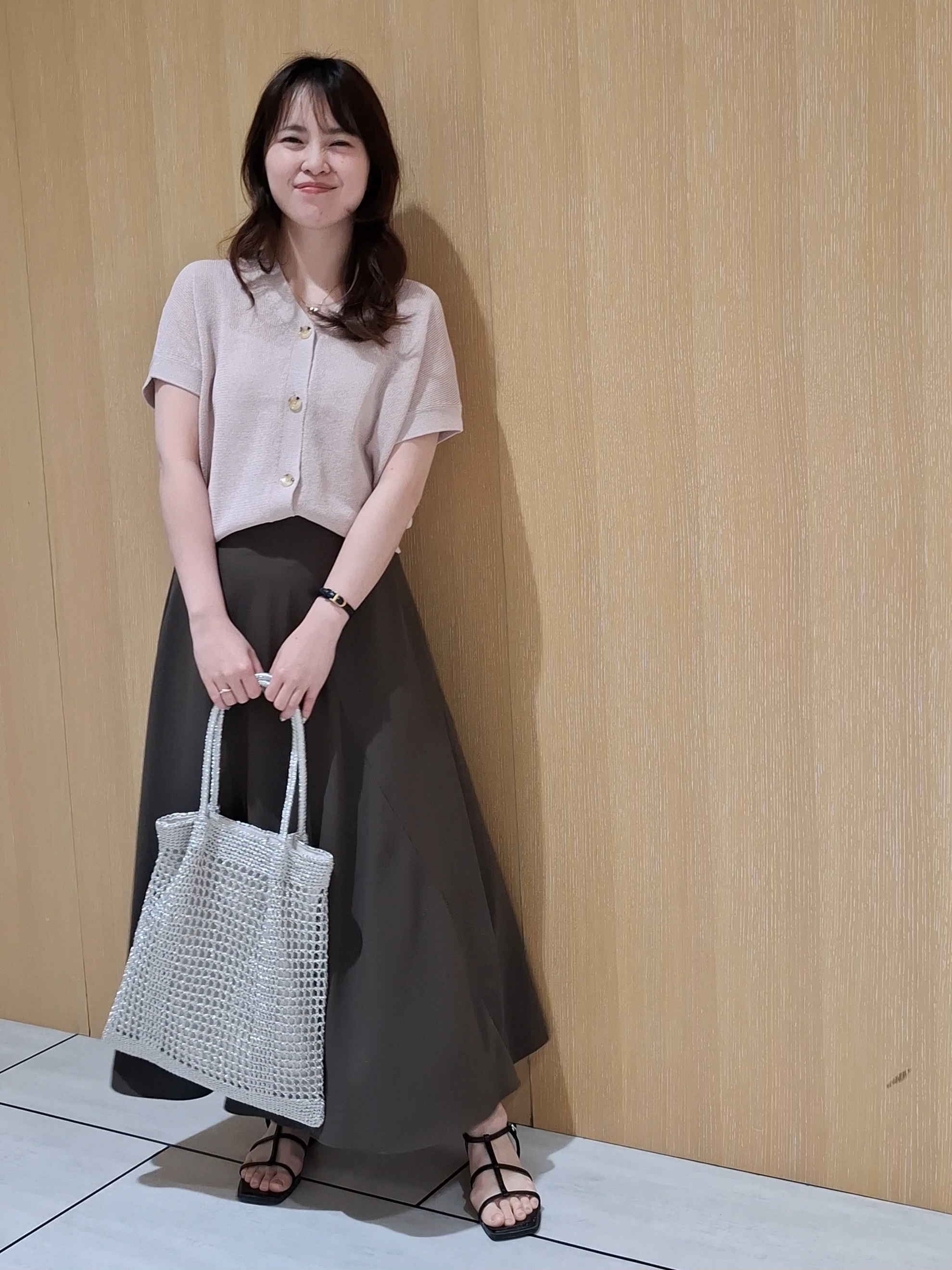 YuKaRiさんの「UNTITLED｜【接触冷感/はっ水/セットアップ可】リラクシーフレアスカート」を使ったコーディネート