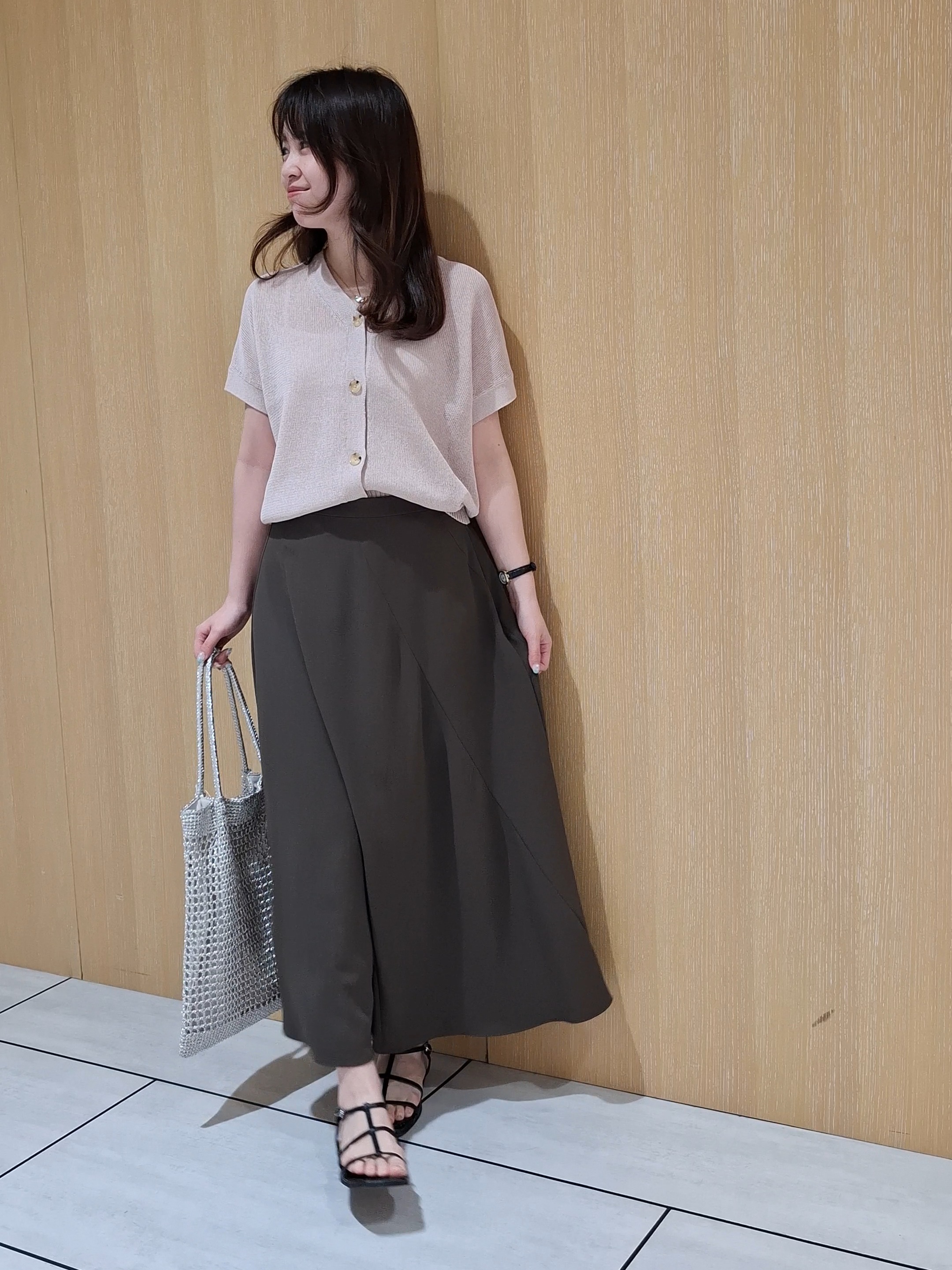 YuKaRiさんの「UNTITLED｜【接触冷感/はっ水/セットアップ可】リラクシーフレアスカート」を使ったコーディネート