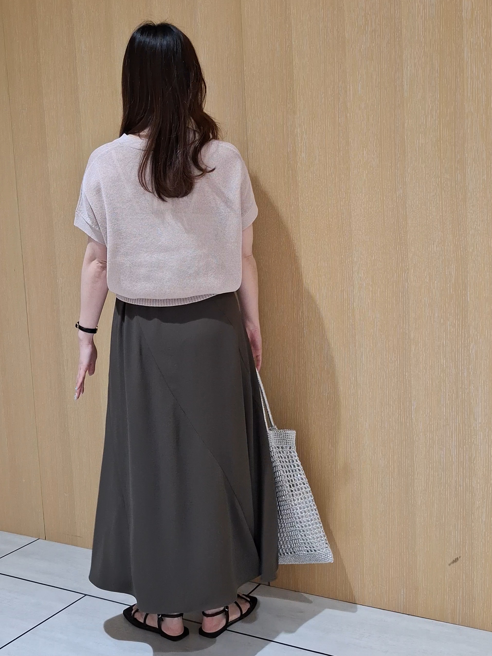 YuKaRiさんの「UNTITLED｜【接触冷感/はっ水/セットアップ可】リラクシーフレアスカート」を使ったコーディネート