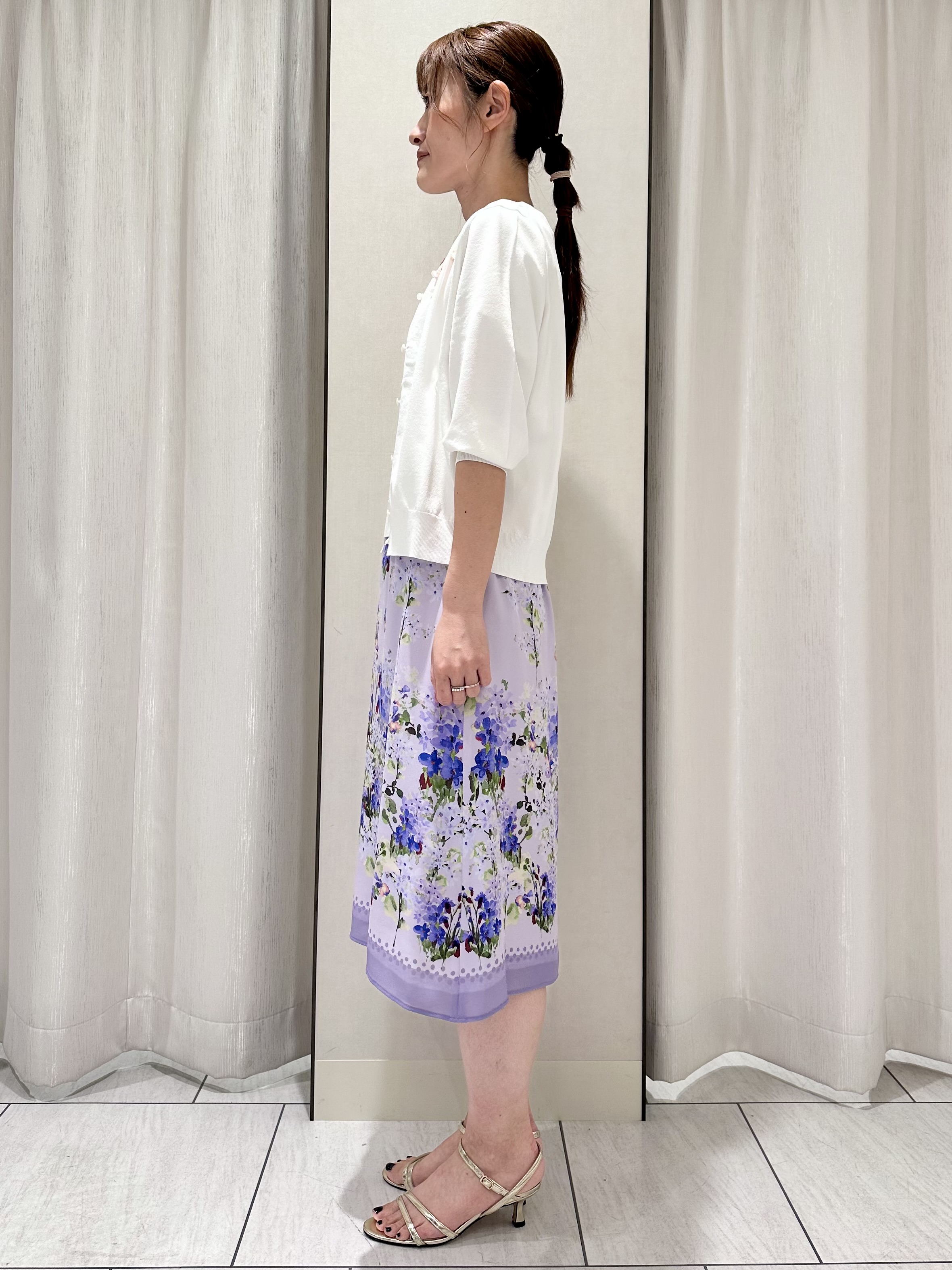 komiさんの「UNTITLED｜【SS～Lサイズ展開／スパンコール・ビジュー・刺繍】クラフトカーディガン」を使ったコーディネート