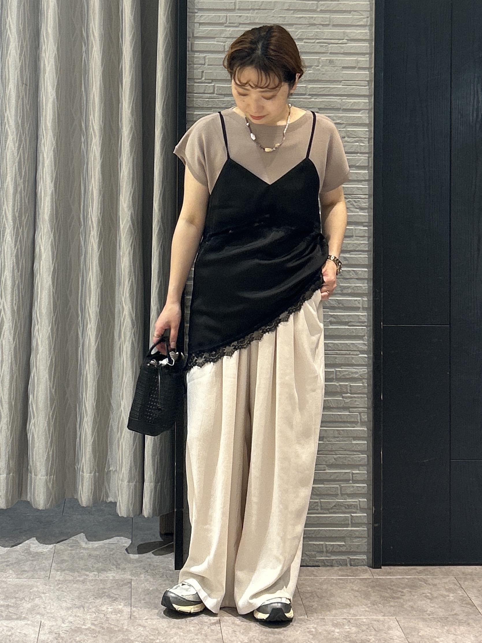 ga_riさんの「THE SHOP TK｜華やぐレイヤードスタイル サテンレースキャミソール」を使ったコーディネート