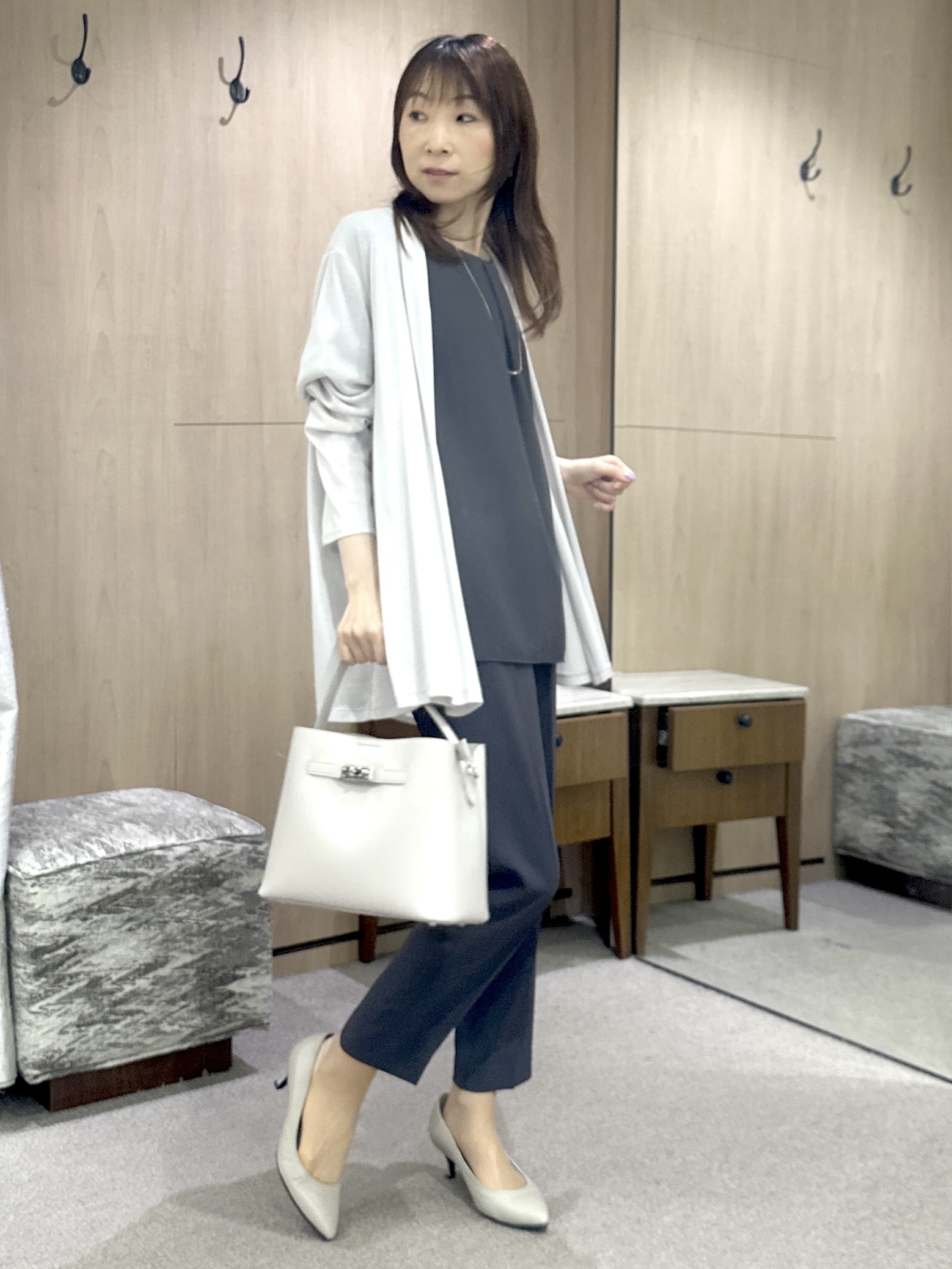 Miwaさんの「UNTITLED｜【前後2WAY/はっ水/セットアップ可】リラクシーフレンチスリーブブラウス」を使ったコーディネート