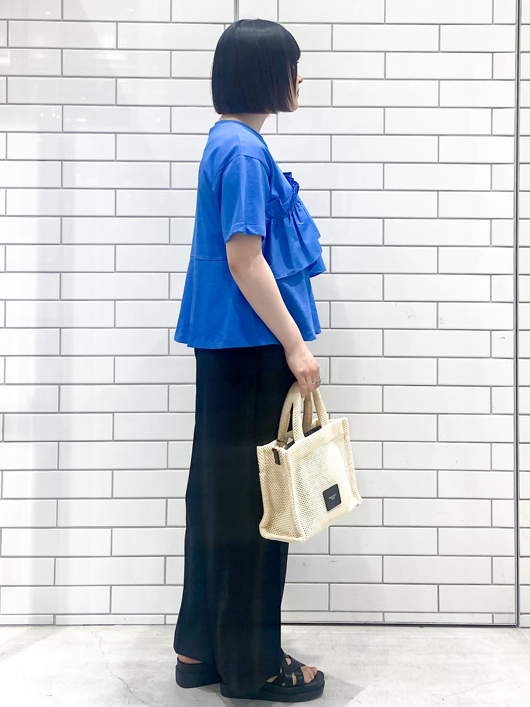 kimiさんの「OPAQUE.CLIP｜【接触冷感】アシメフリルドッキングカットソー《洗濯機OK》」を使ったコーディネート