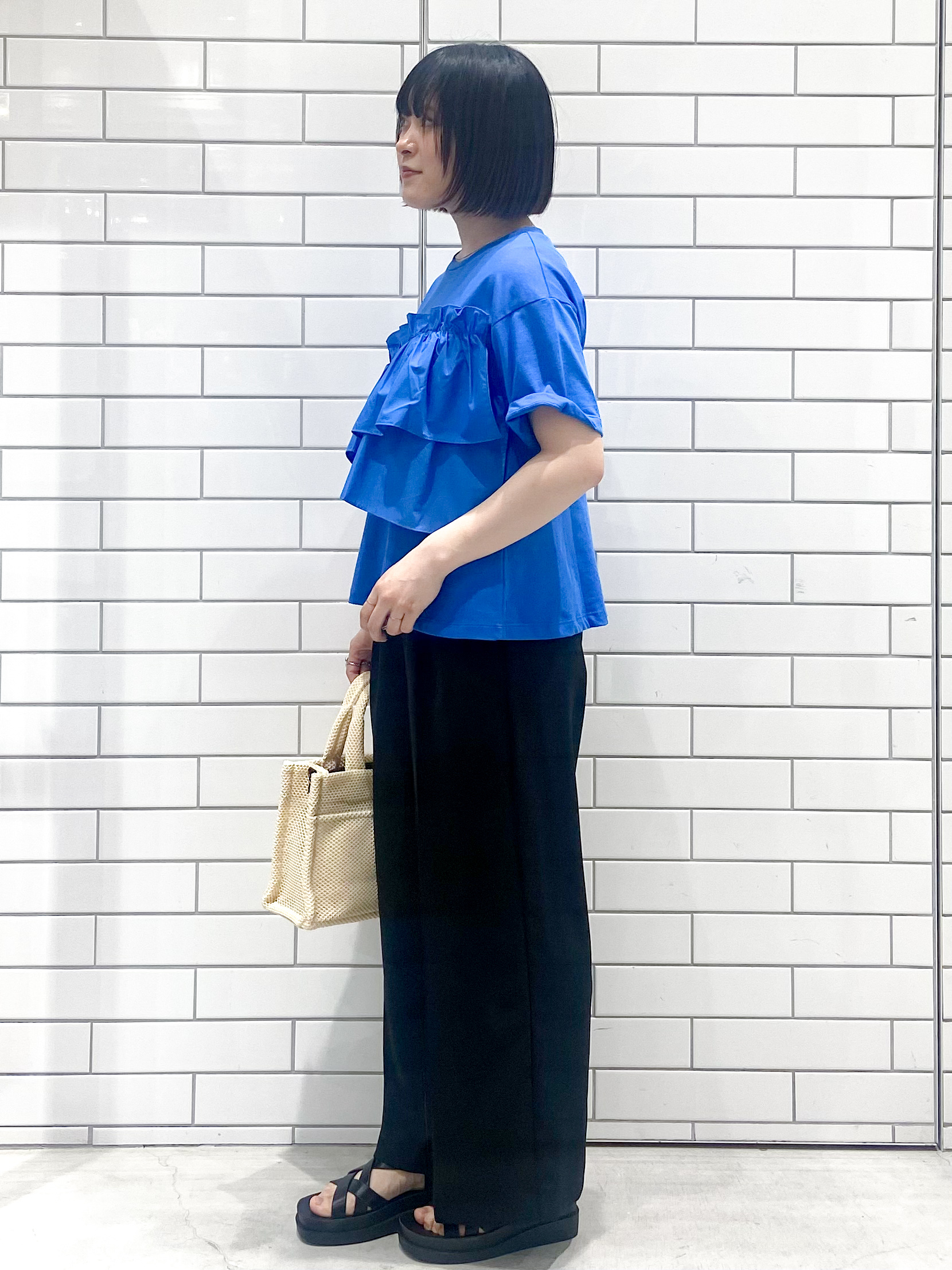 kimiさんの「OPAQUE.CLIP｜【接触冷感】アシメフリルドッキングカットソー《洗濯機OK》」を使ったコーディネート
