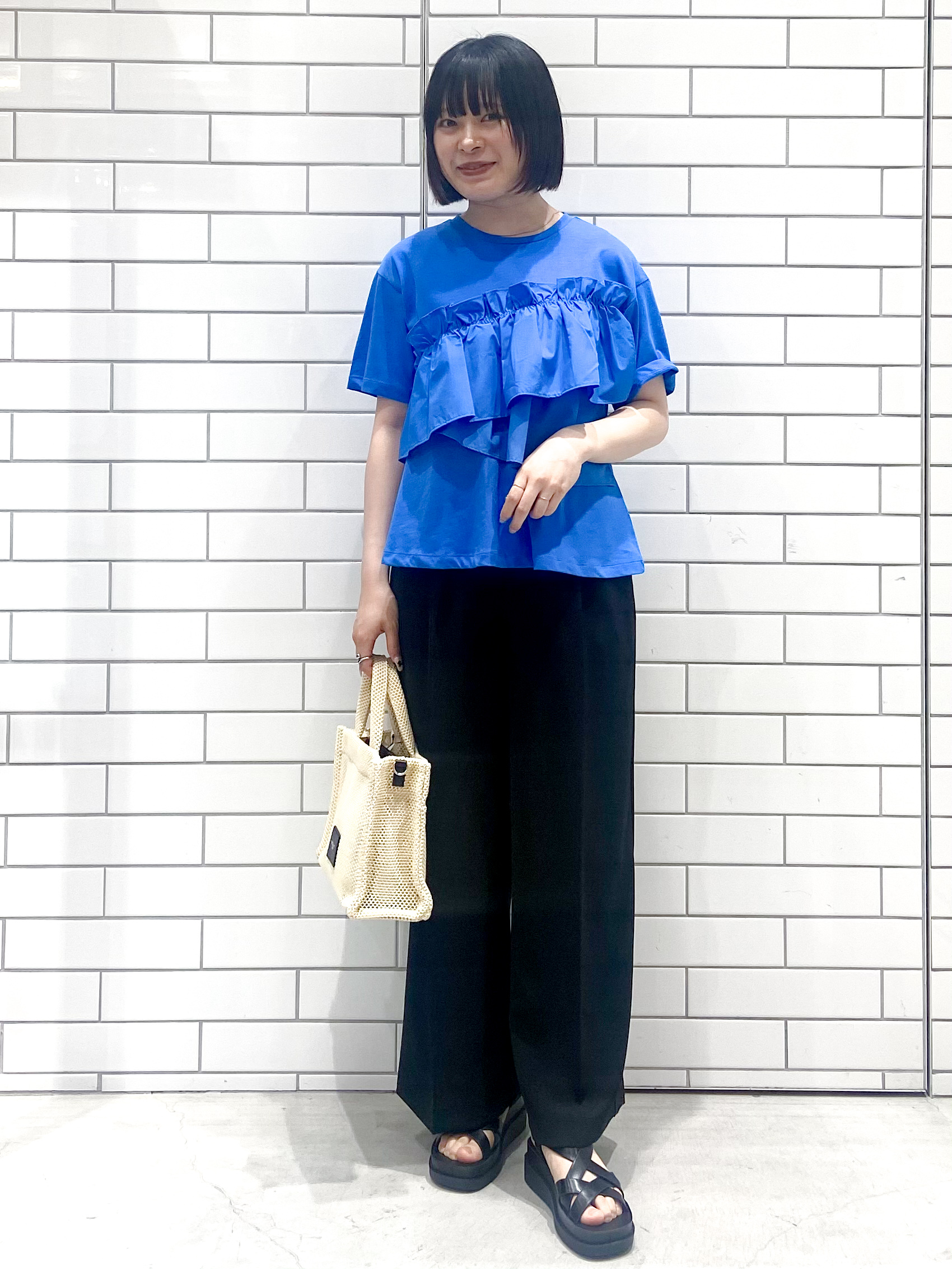 kimiさんの「OPAQUE.CLIP｜【接触冷感】アシメフリルドッキングカットソー《洗濯機OK》」を使ったコーディネート