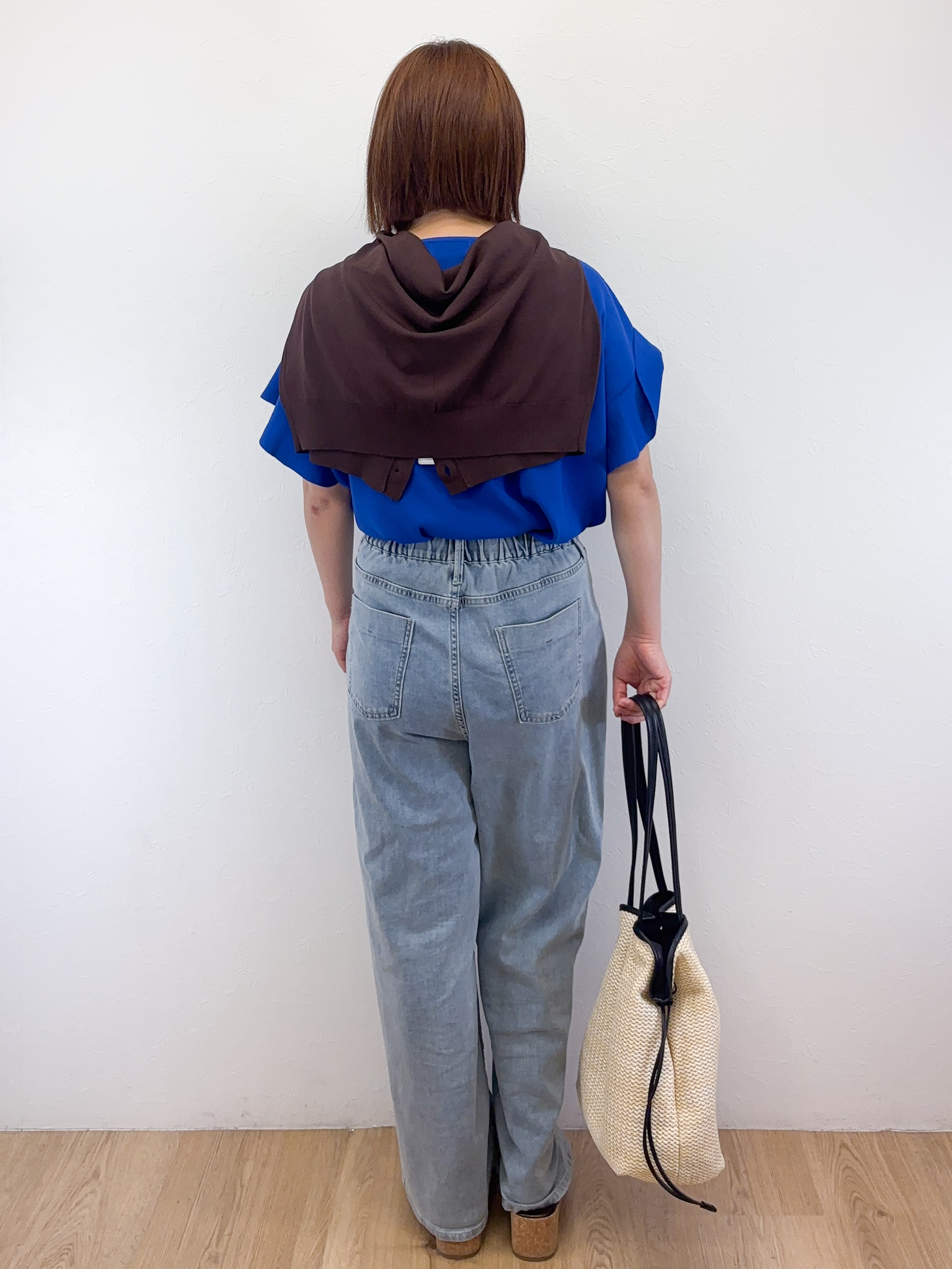 Takeさんの「OPAQUE.CLIP｜【UV／接触冷感】Vネックリラクシーニットカーディガン《洗濯機OK／抗ピル》」を使ったコーディネート