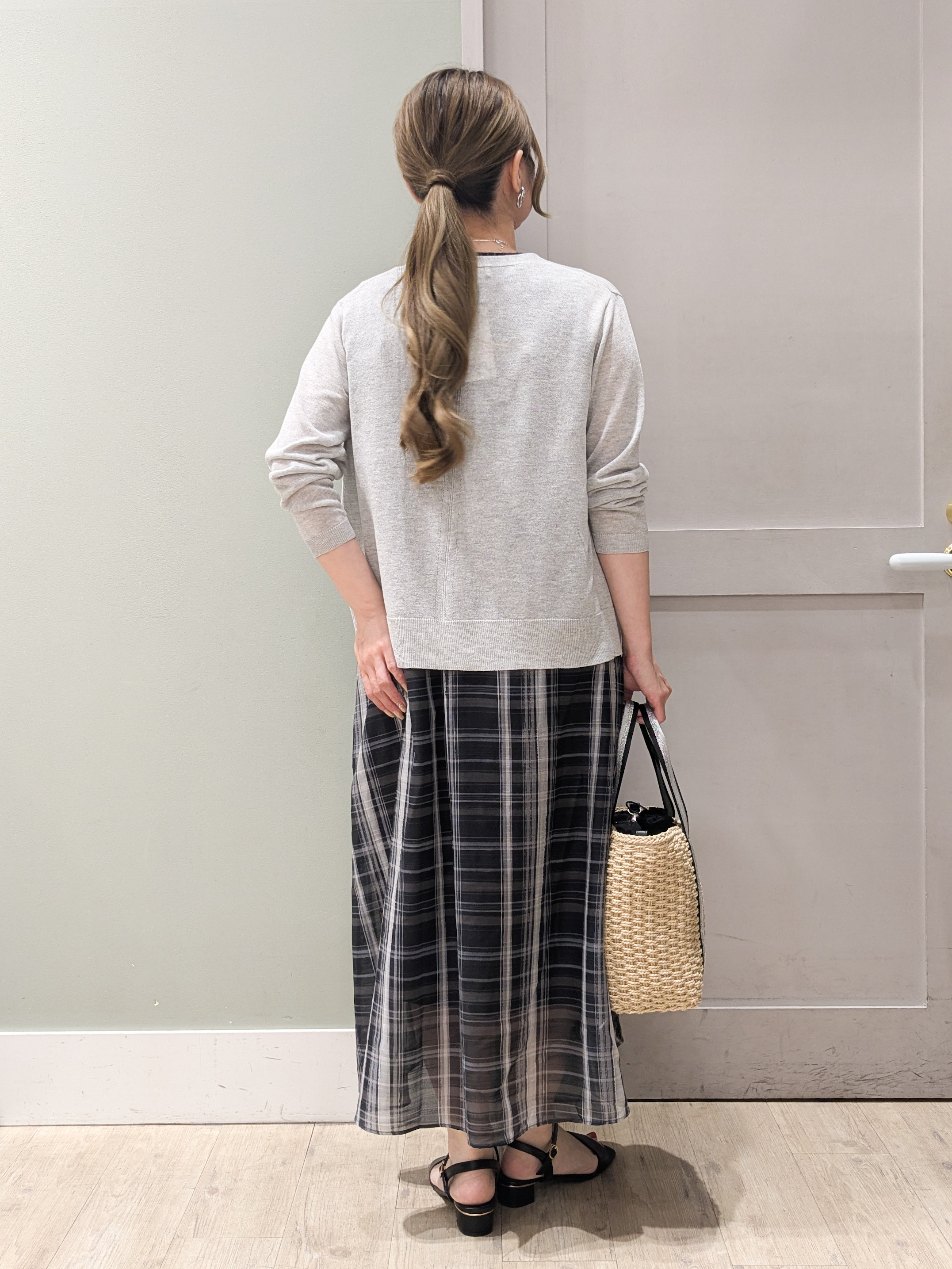 kuwawaさんの「grove｜高評価！【接触冷感／UVカットetc】ベーシックショートカーディガン」を使ったコーディネート