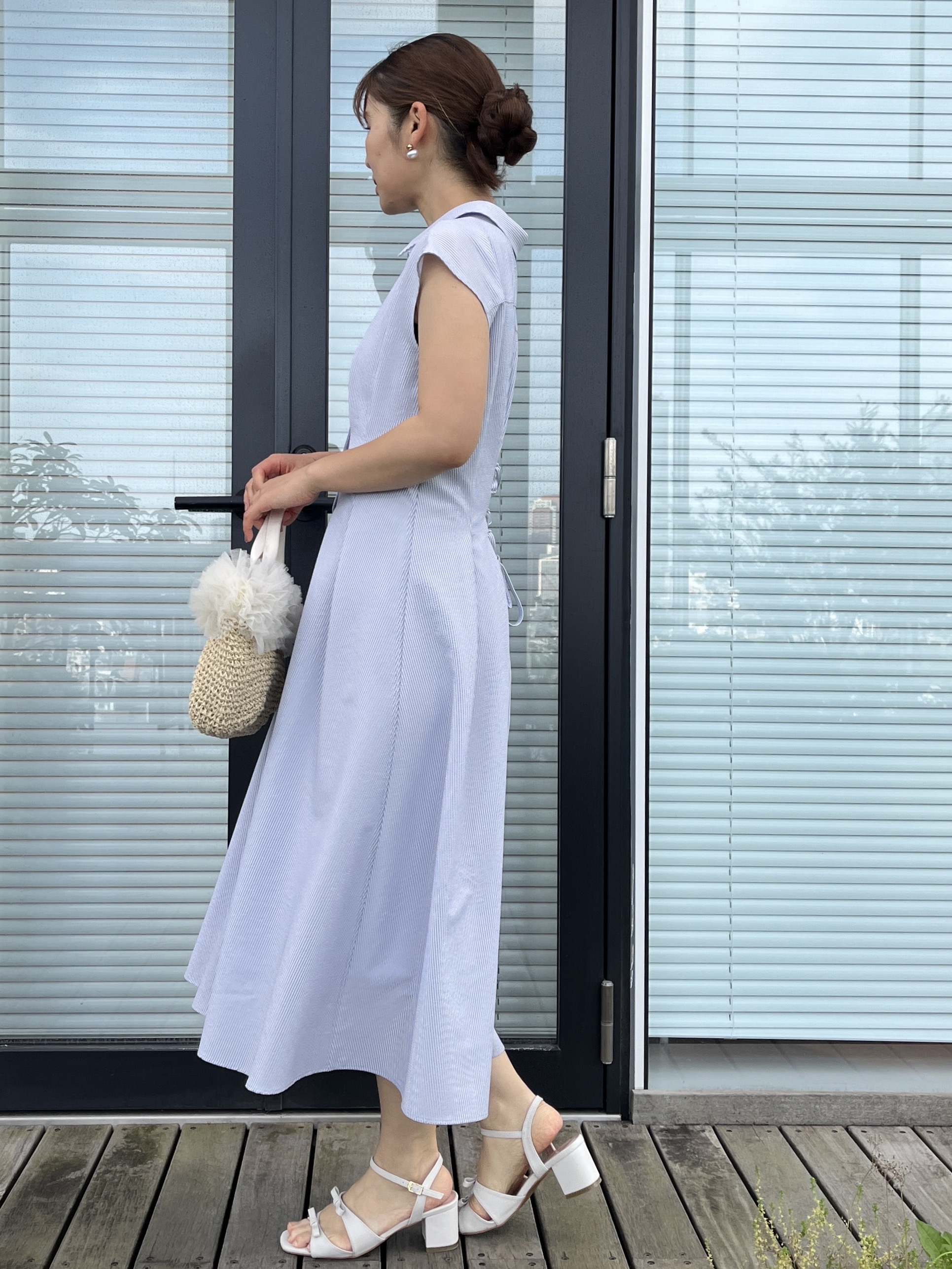 makiさんの「Couture brooch｜【洗える】サッカー シャツワンピース」を使ったコーディネート