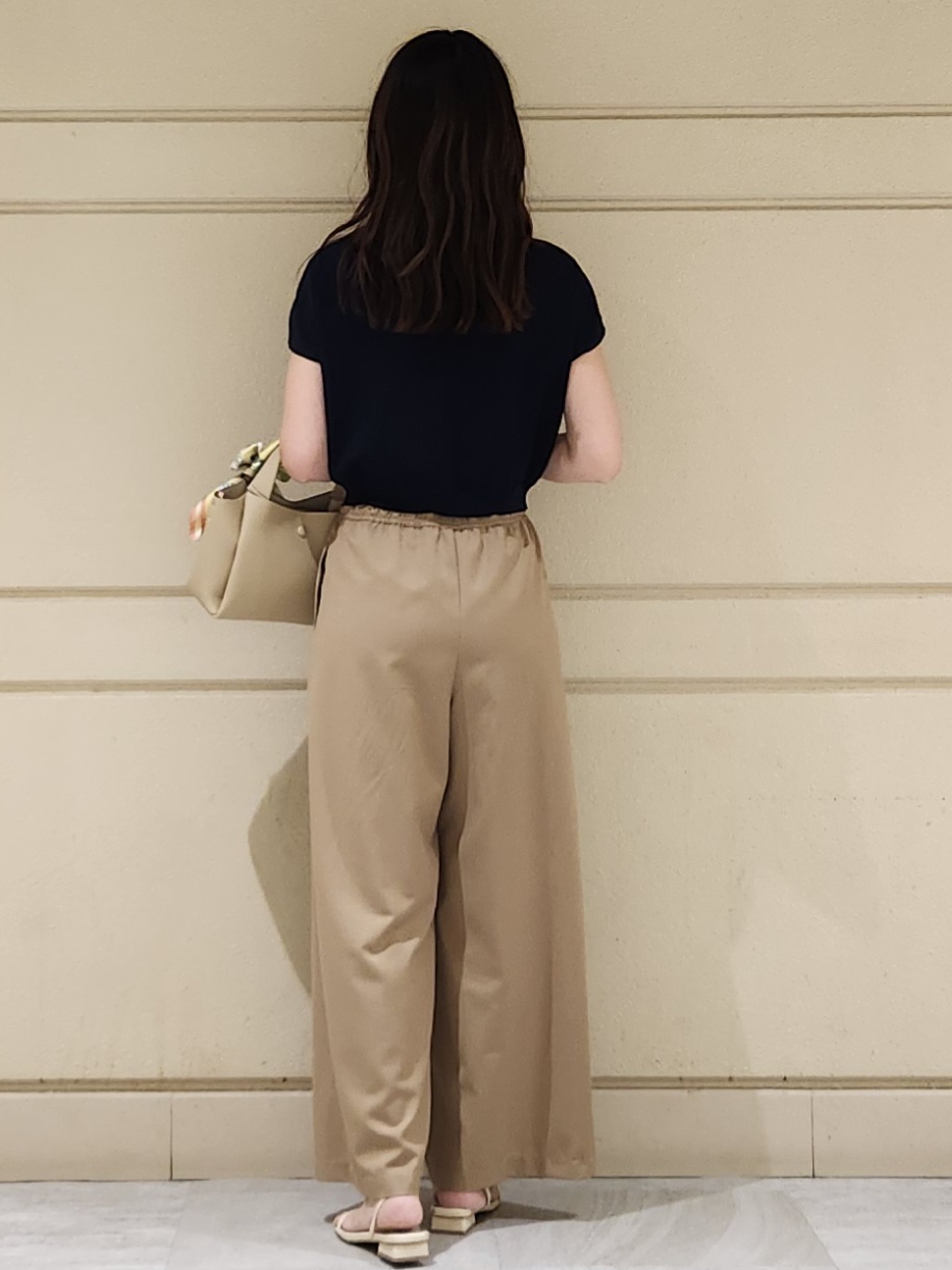 yukaさんの「COUP DE CHANCE｜【手洗い可】ニット&花柄プリントスカート」を使ったコーディネート