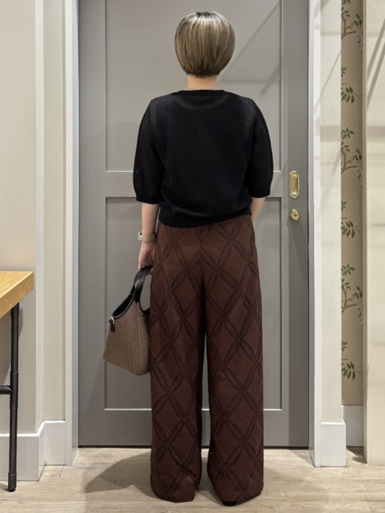 こばさんの「grove｜【貴島明日香さん着用・洗える】透けない、大人のメッシュカーディガン」を使ったコーディネート