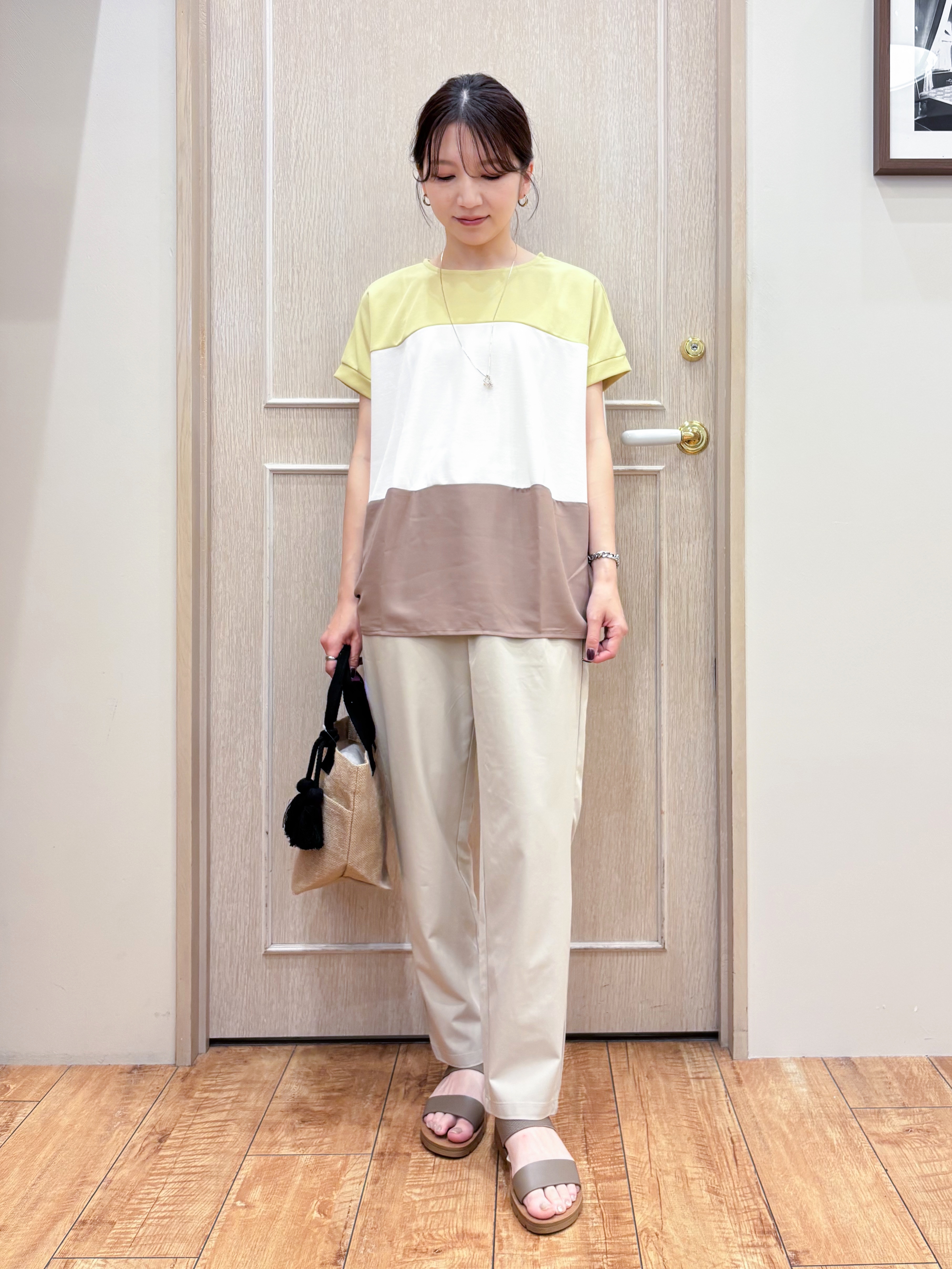 なみさんの「SHOO･LA･RUE｜【S-LL/洗濯機可/体型カバー】1枚で主役になる 3段切替 ドルマンＴシャツ」を使ったコーディネート