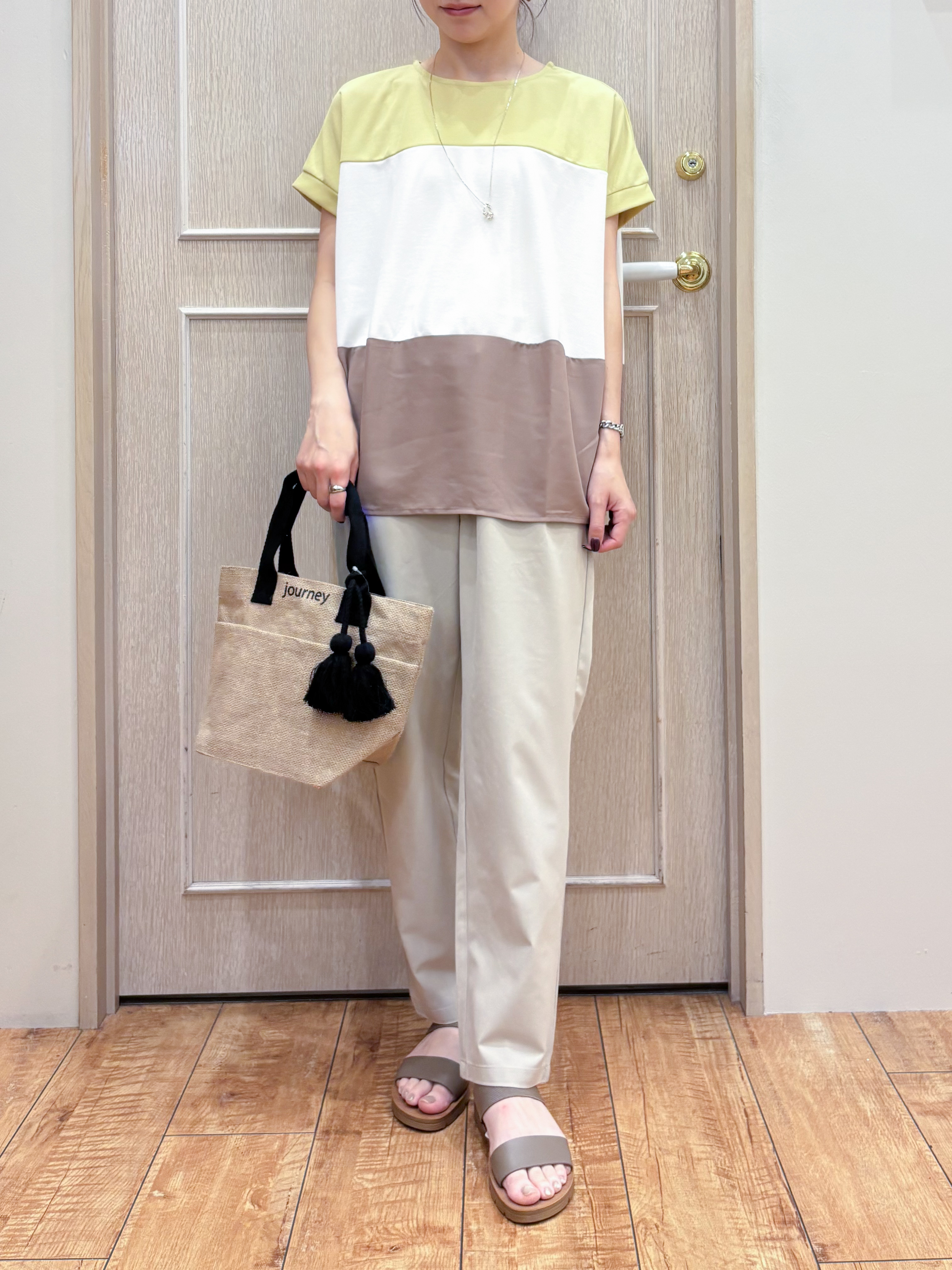 なみさんの「SHOO･LA･RUE｜【S-LL/洗濯機可/体型カバー】1枚で主役になる 3段切替 ドルマンＴシャツ」を使ったコーディネート