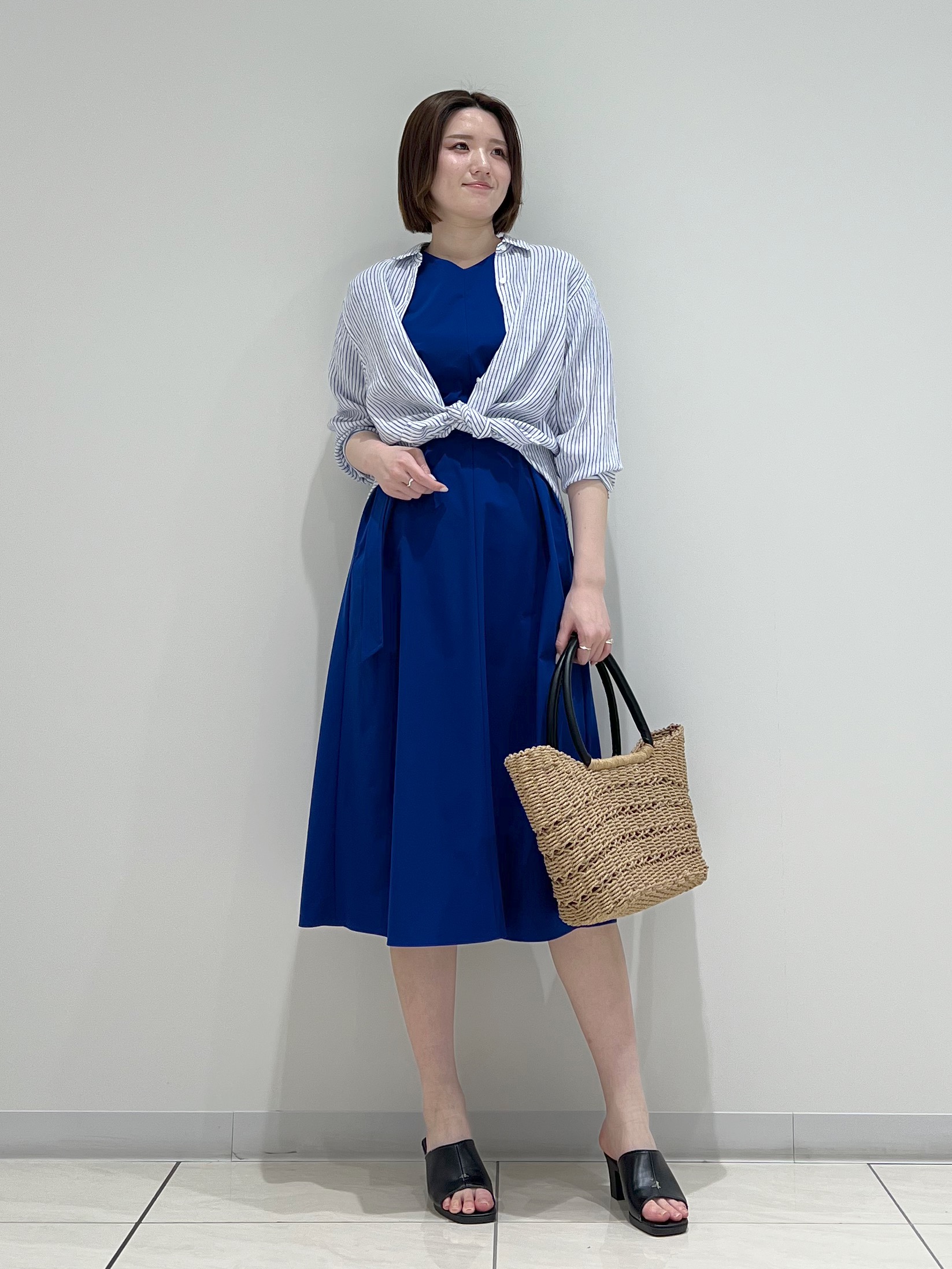 T.Kさんの「INDIVI｜【撥水／UVケア／SETUP可能】軽量ベルト付きAラインワンピース」を使ったコーディネート