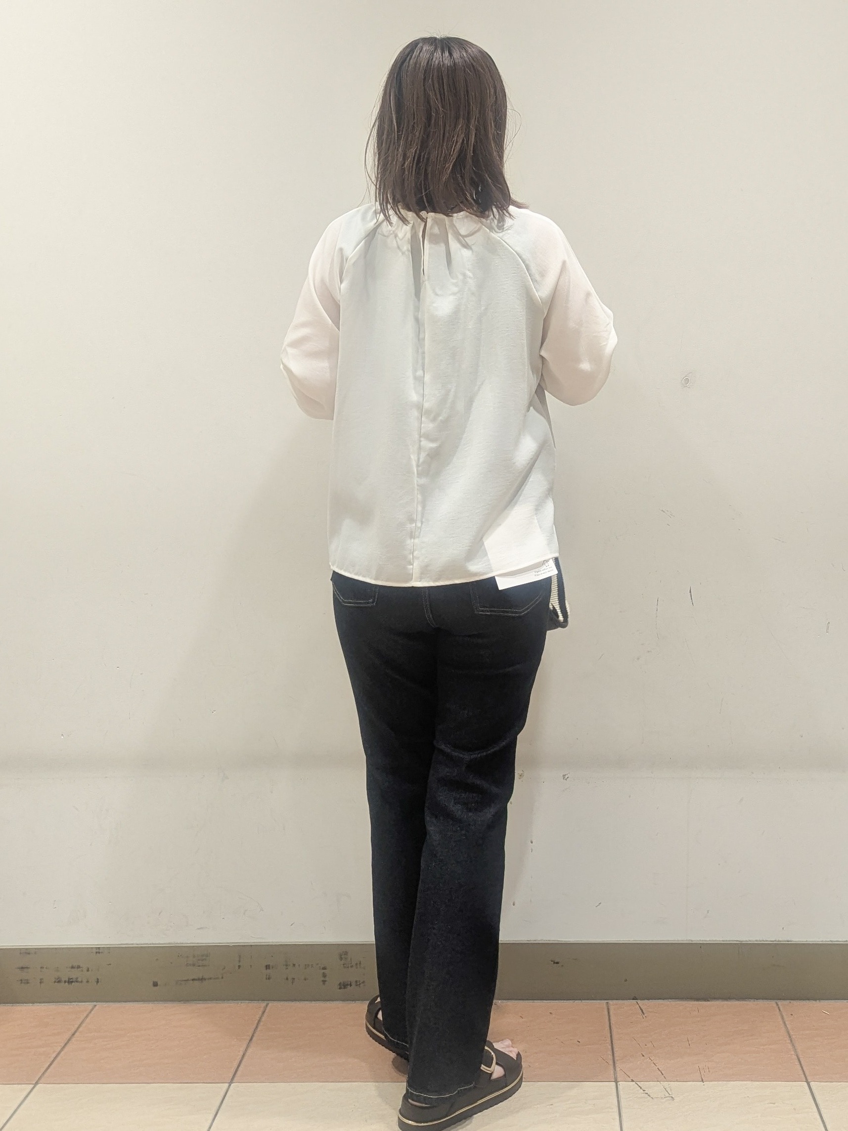 Miさんの「OPAQUE.CLIP｜【接触冷感／吸水速乾】リネンライク タックスリーブブラウス《セットアップ対応／洗濯機OK》」を使ったコーディネート