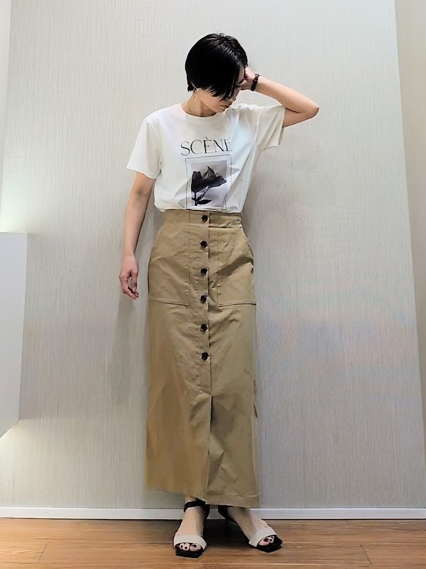 ミズタさんの「UNTITLED｜【古畑星夏さん着用/ロゴ/プリント】グラフィックTシャツ」を使ったコーディネート