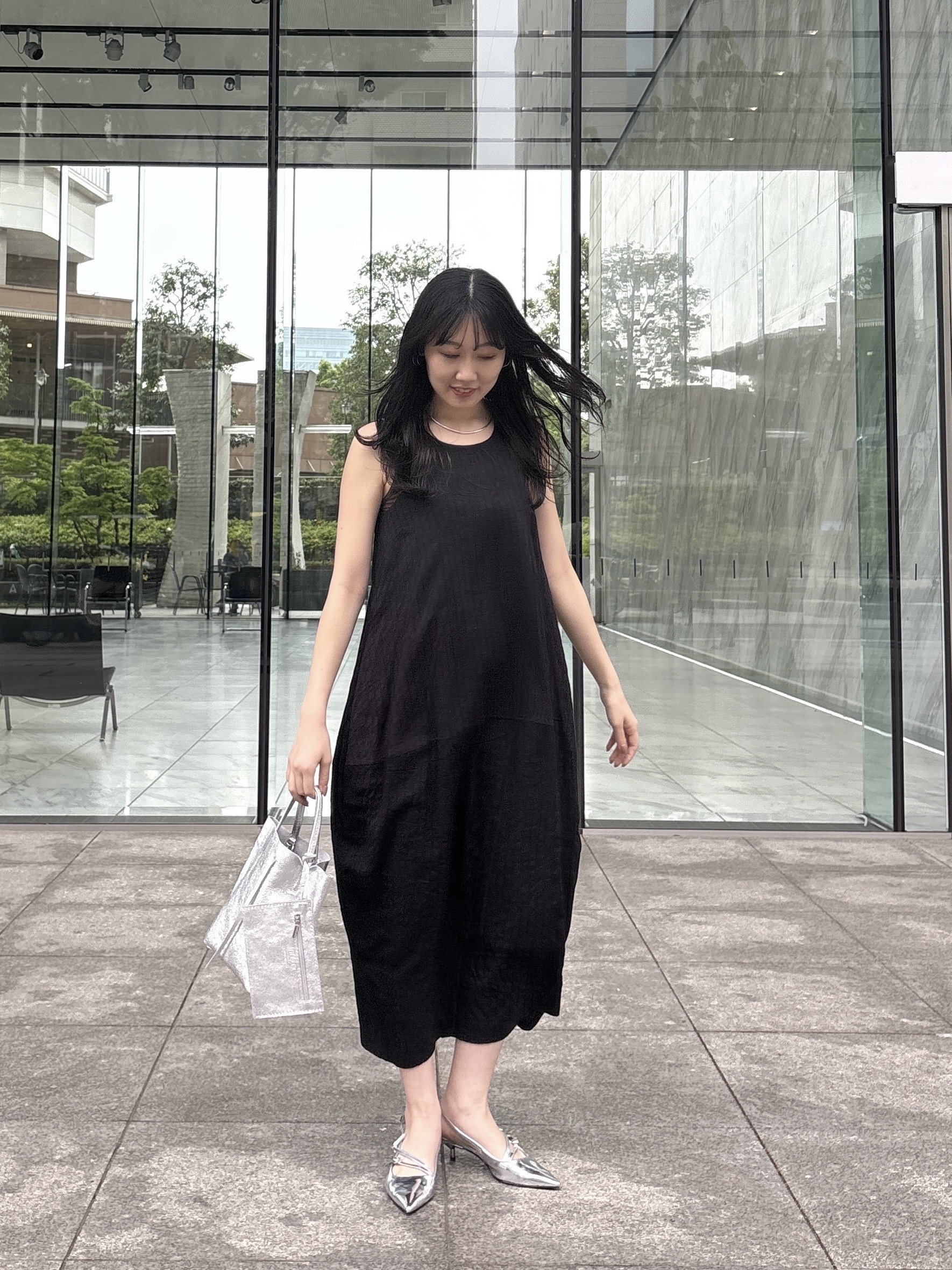 rinaさんの「INDIVI｜ミニマルコクーンワンピース」を使ったコーディネート