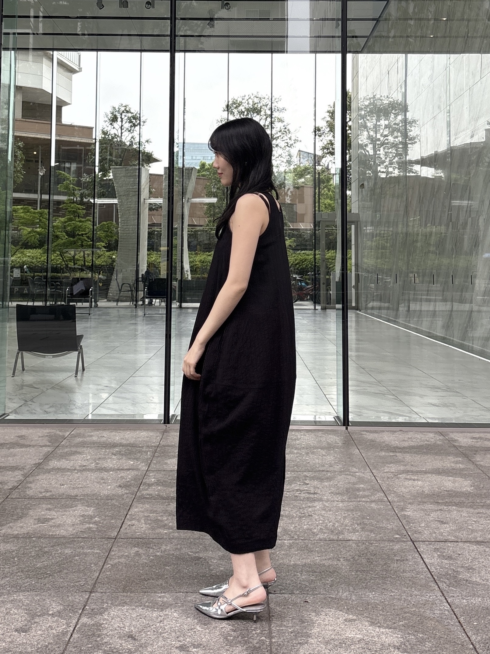 rinaさんの「INDIVI｜ミニマルコクーンワンピース」を使ったコーディネート
