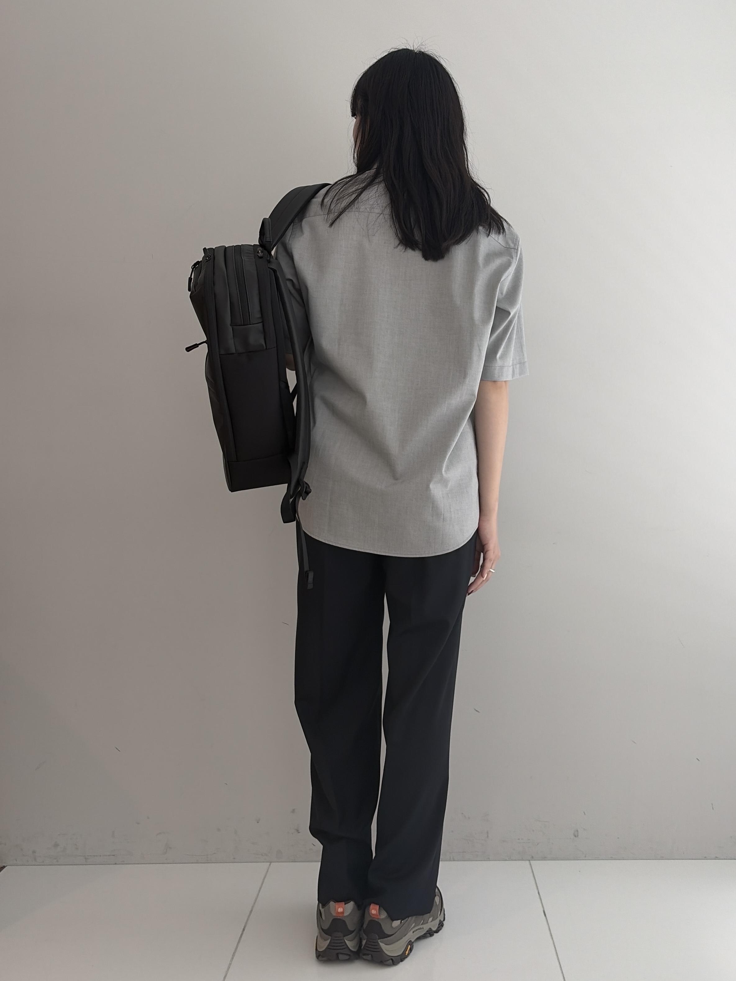 Akutagawaさんの「TAKEO KIKUCHI｜【BOWLER HAT LABEL】TWギャバジン ワイドイージースラックス」を使ったコーディネート