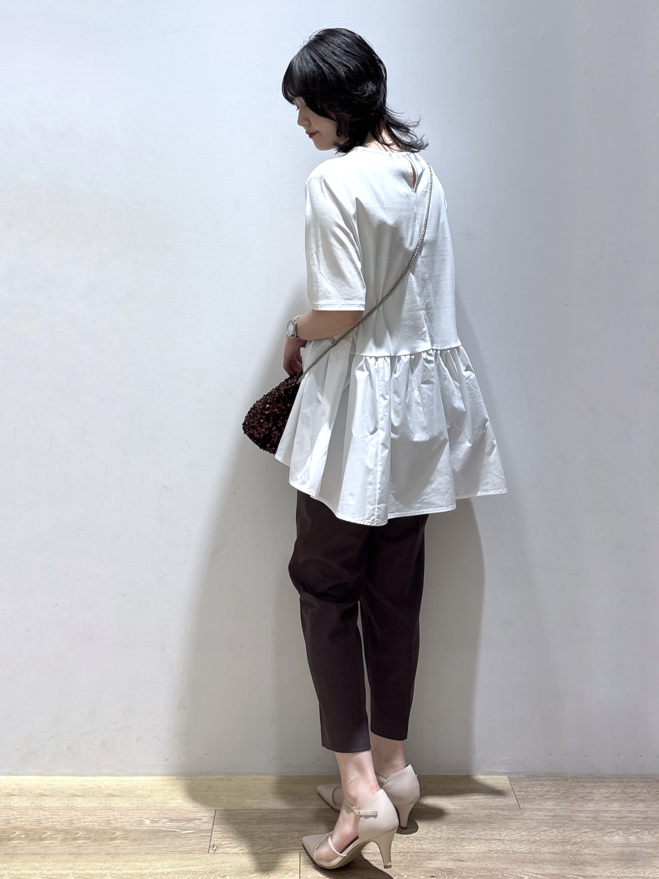 mizukiさんの「index｜ペプラムドッキングカットソー【洗濯機OK】」を使ったコーディネート