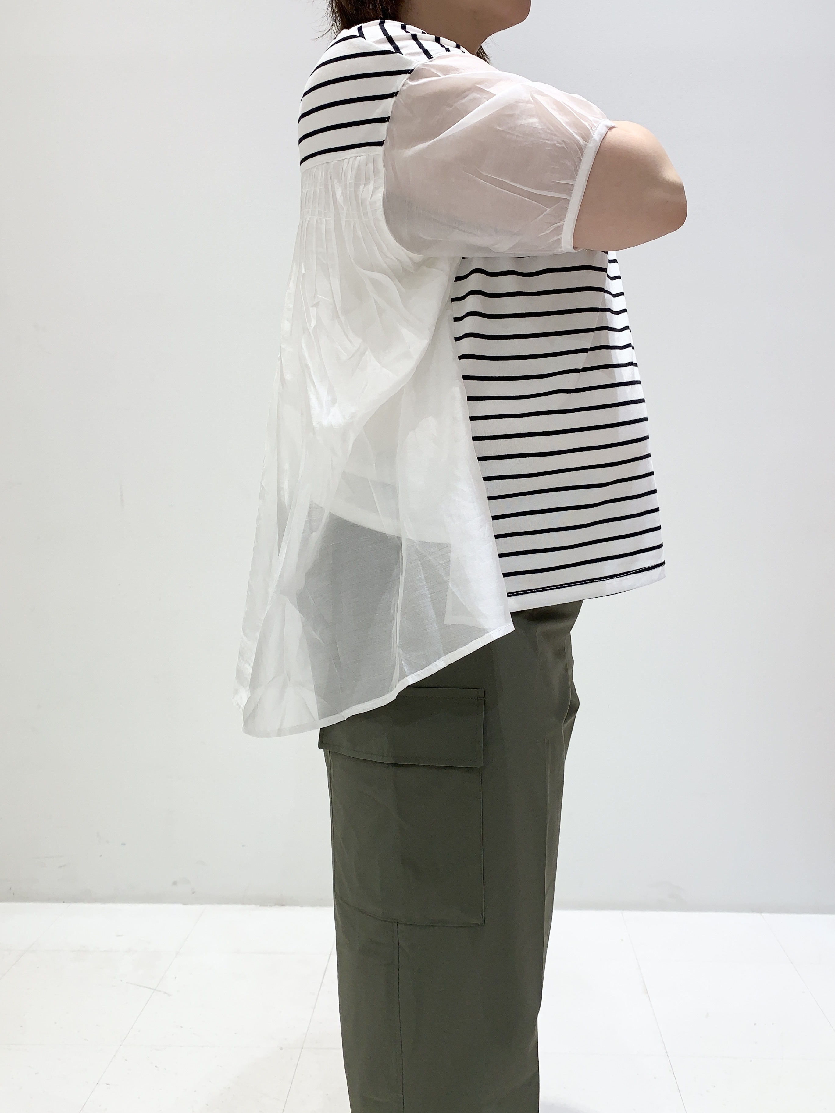 みいちゃんさんの「grove｜【貴島明日香さん着用/UVカット】体型カバー叶う、バックプリーツTシャツ」を使ったコーディネート
