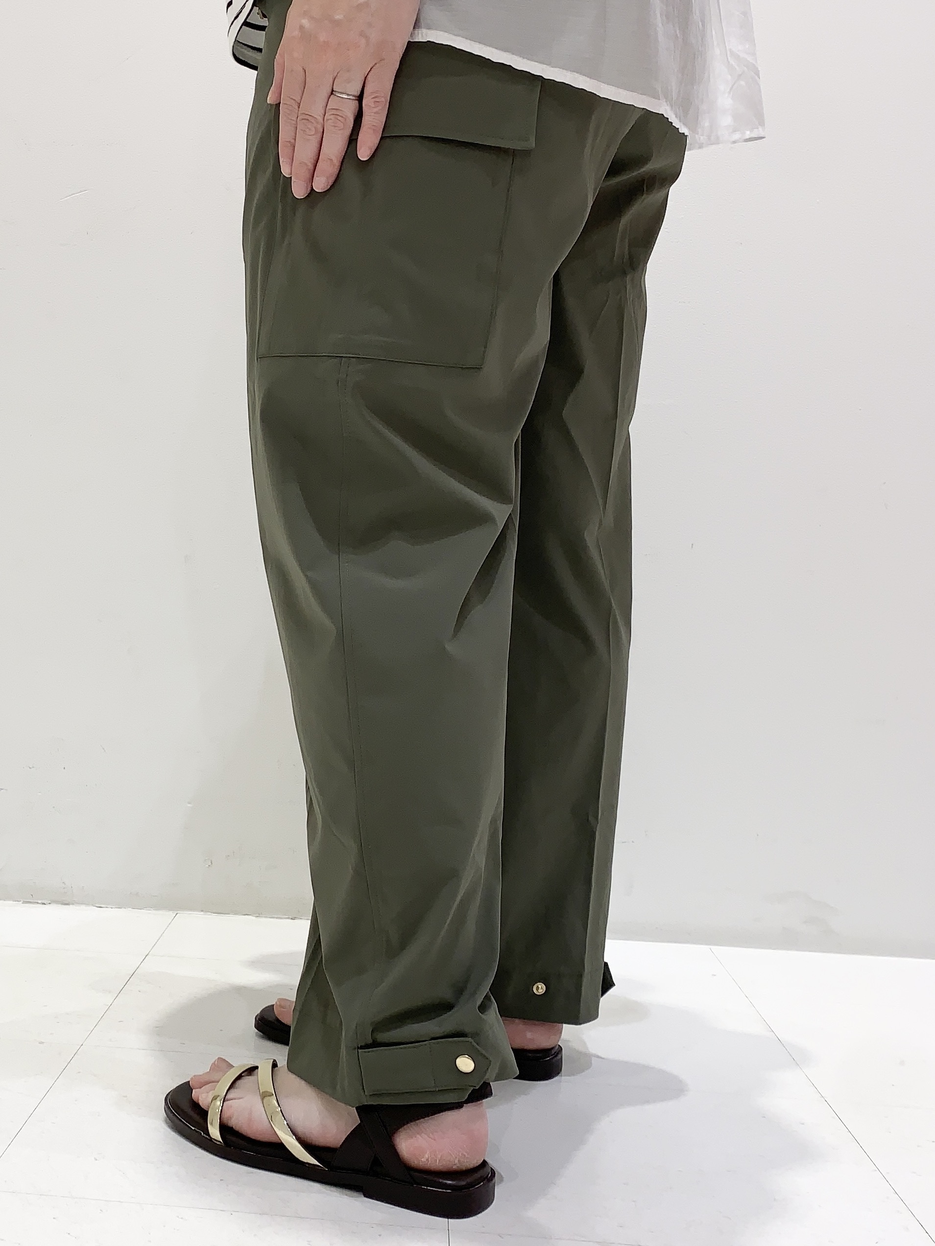 みいちゃんさんの「grove｜【貴島明日香さん着用/UVカット】体型カバー叶う、バックプリーツTシャツ」を使ったコーディネート