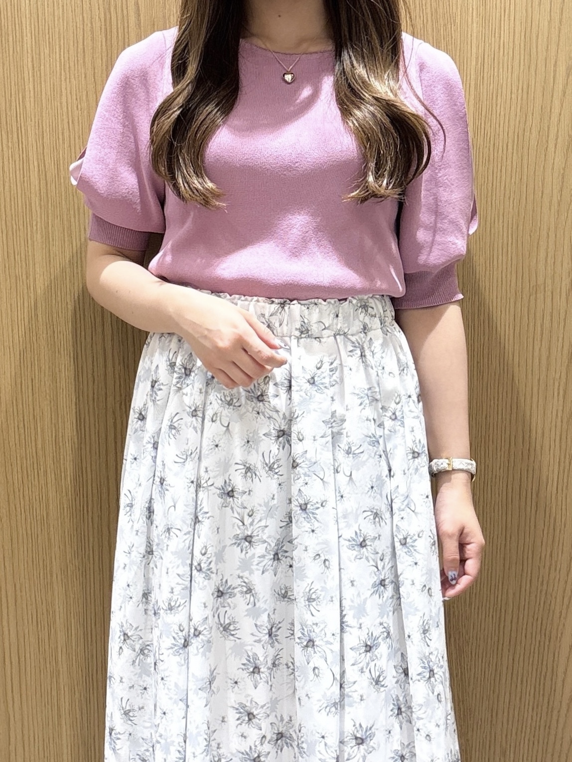 ゆいさんの「index｜【接触冷感】クールタッチラップスリーブニット《UVケア／洗濯機OK／XS～3L／9col》」を使ったコーディネート