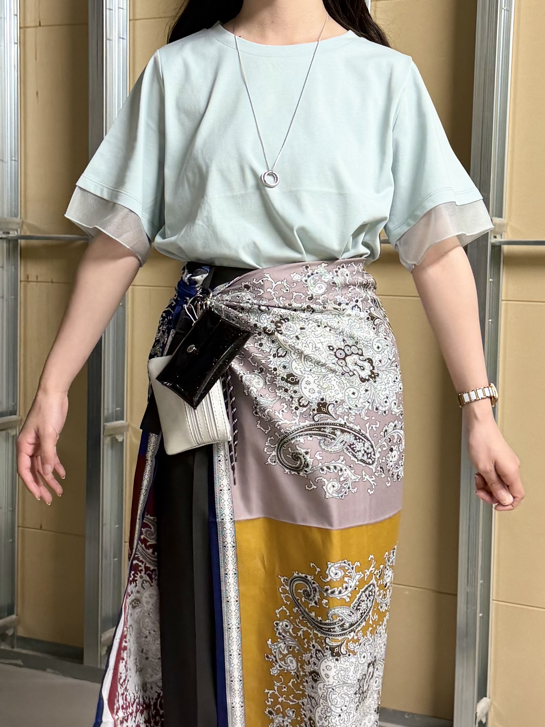 sahoさんの「THE SHOP TK｜【M-XL/ひんやり】上品な透け感 袖口シアーTシャツ」を使ったコーディネート