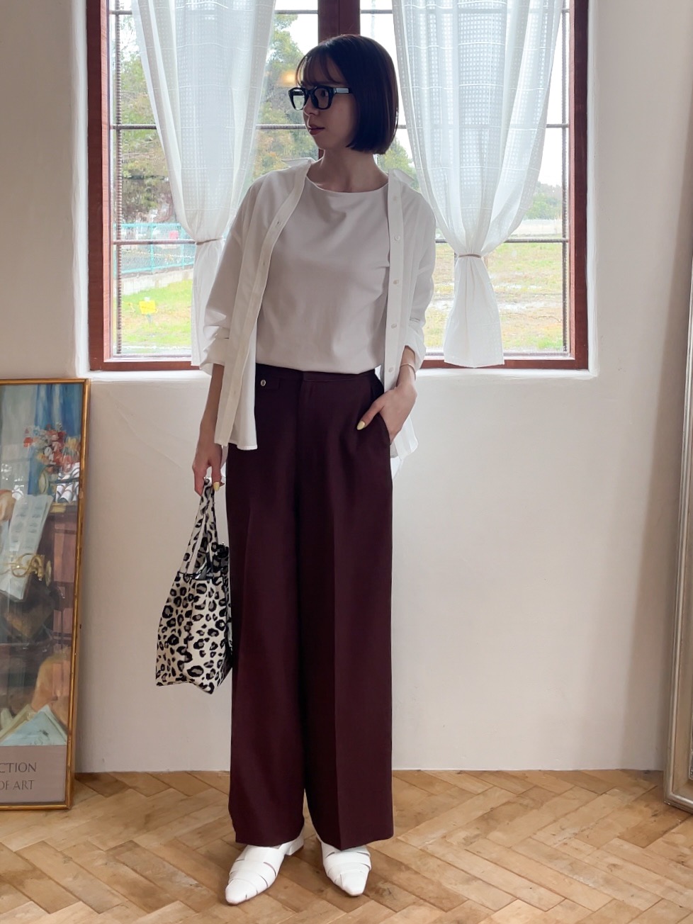 NATSUMIさんの「grove｜【洗濯機OK・ひんやり】朝晩の気温差に◎軽やかシアーシャツ」を使ったコーディネート