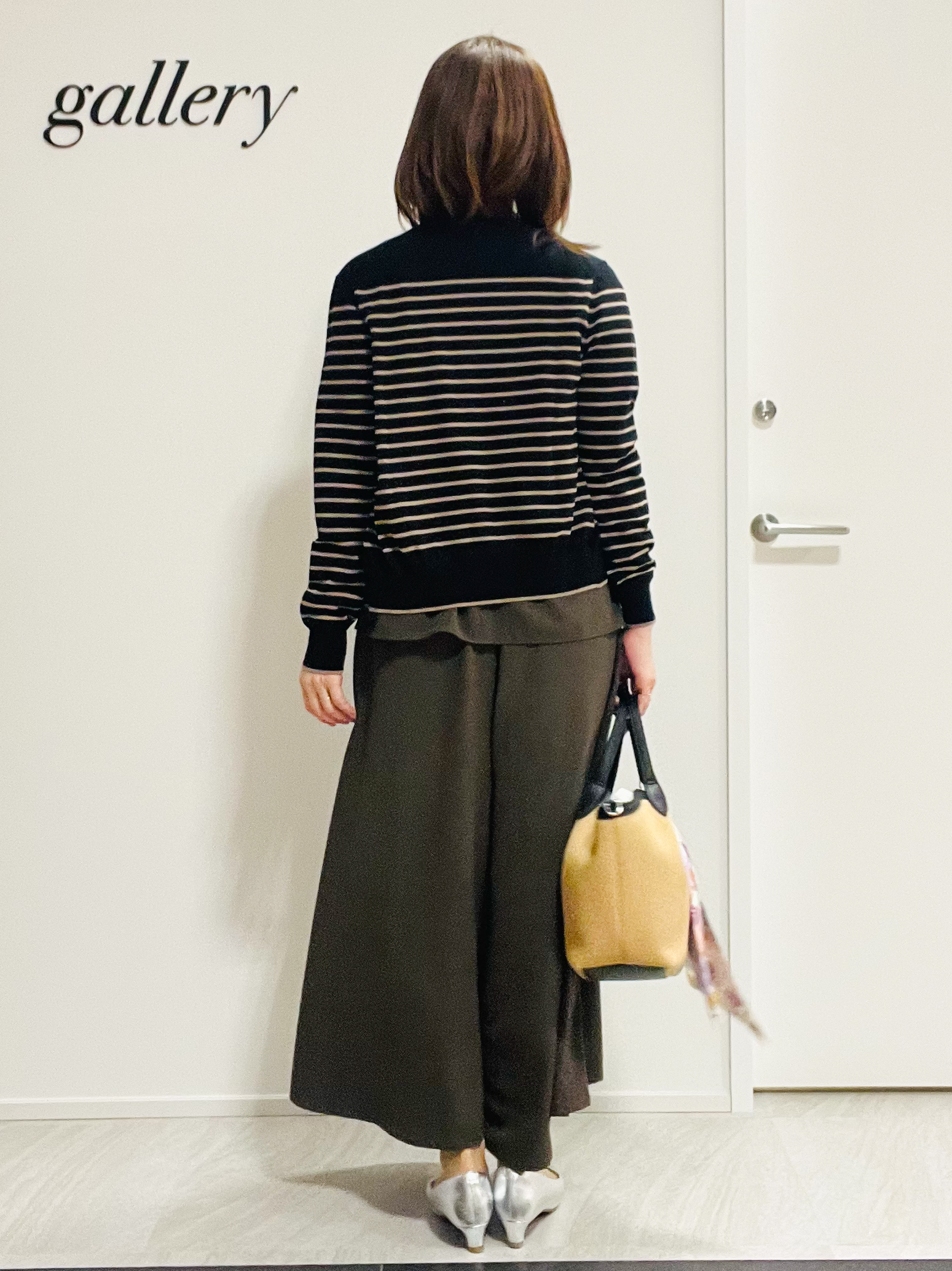 めいさんの「UNTITLED｜【前後2WAY/はっ水/セットアップ可】リラクシーフレンチスリーブブラウス」を使ったコーディネート