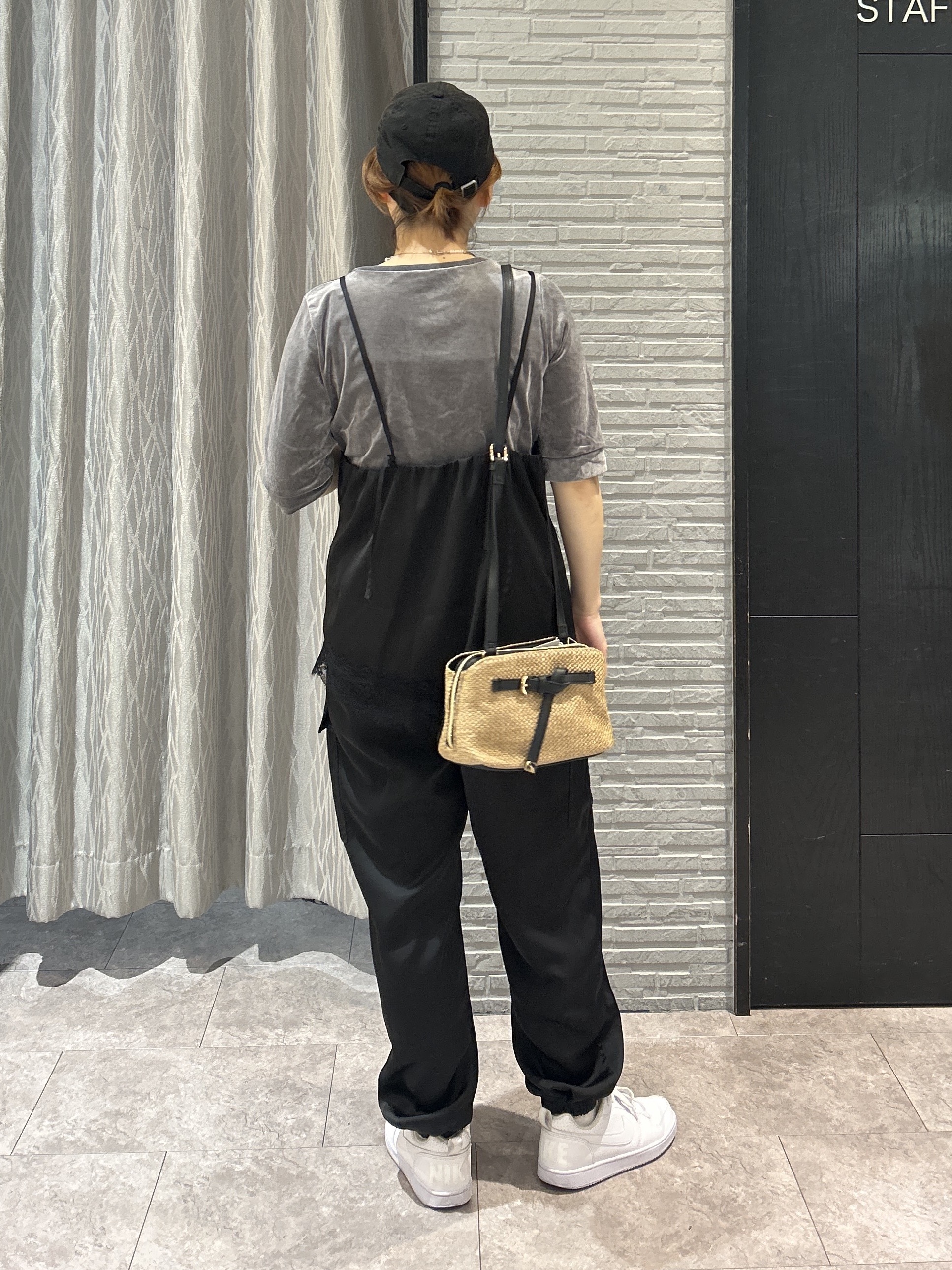 ga_riさんの「THE SHOP TK｜華やぐレイヤードスタイル サテンレースキャミソール」を使ったコーディネート