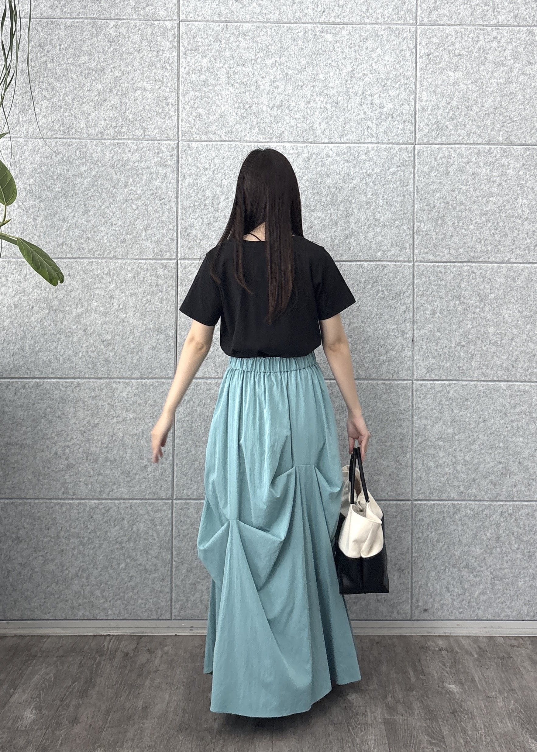 Renoさんの「INDIVI｜3DプリントロゴTシャツ」を使ったコーディネート