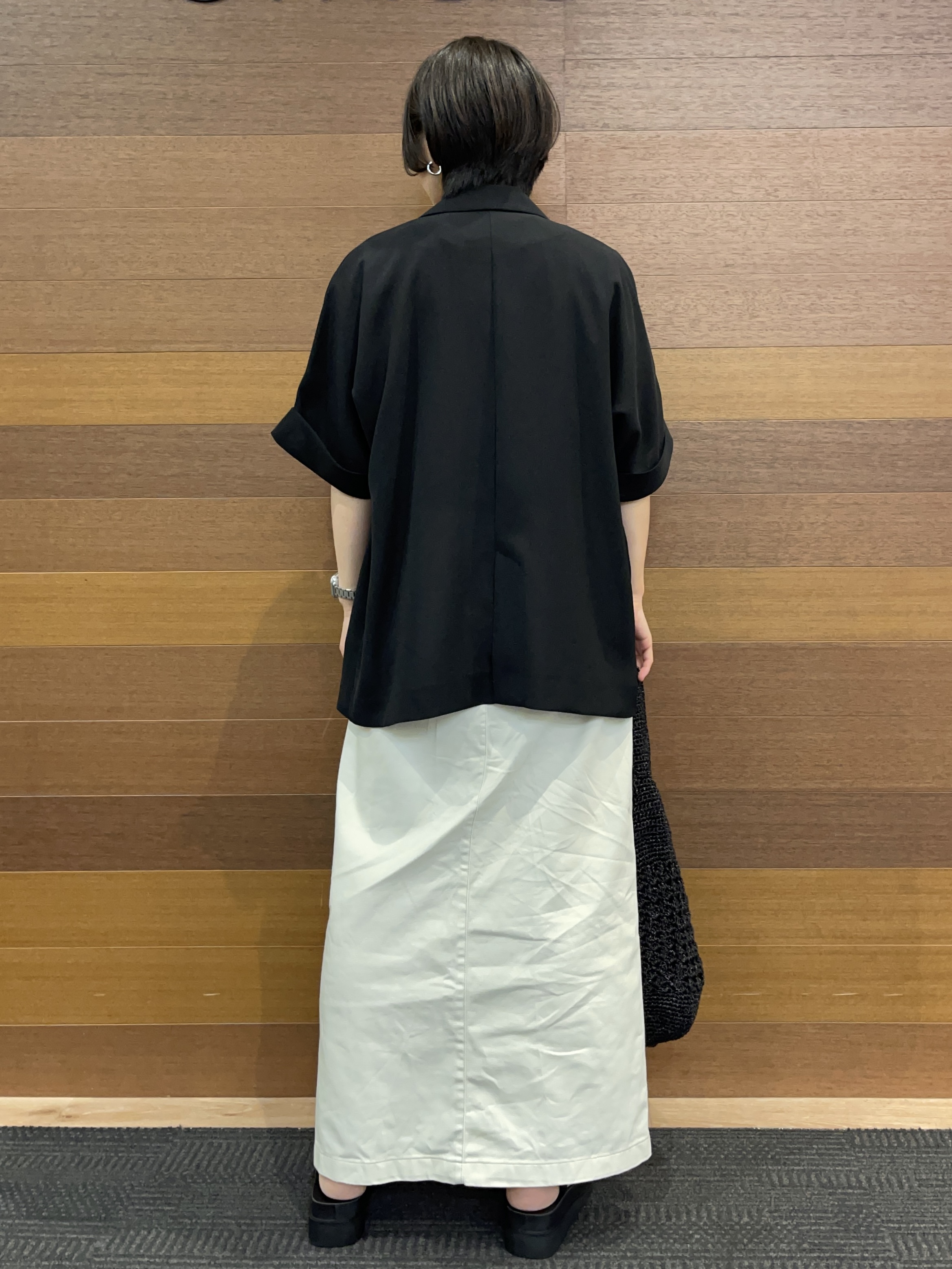umiさんの「OPAQUE.CLIP｜ロゴプリント＆刺繍Tシャツ【洗濯機OK】」を使ったコーディネート