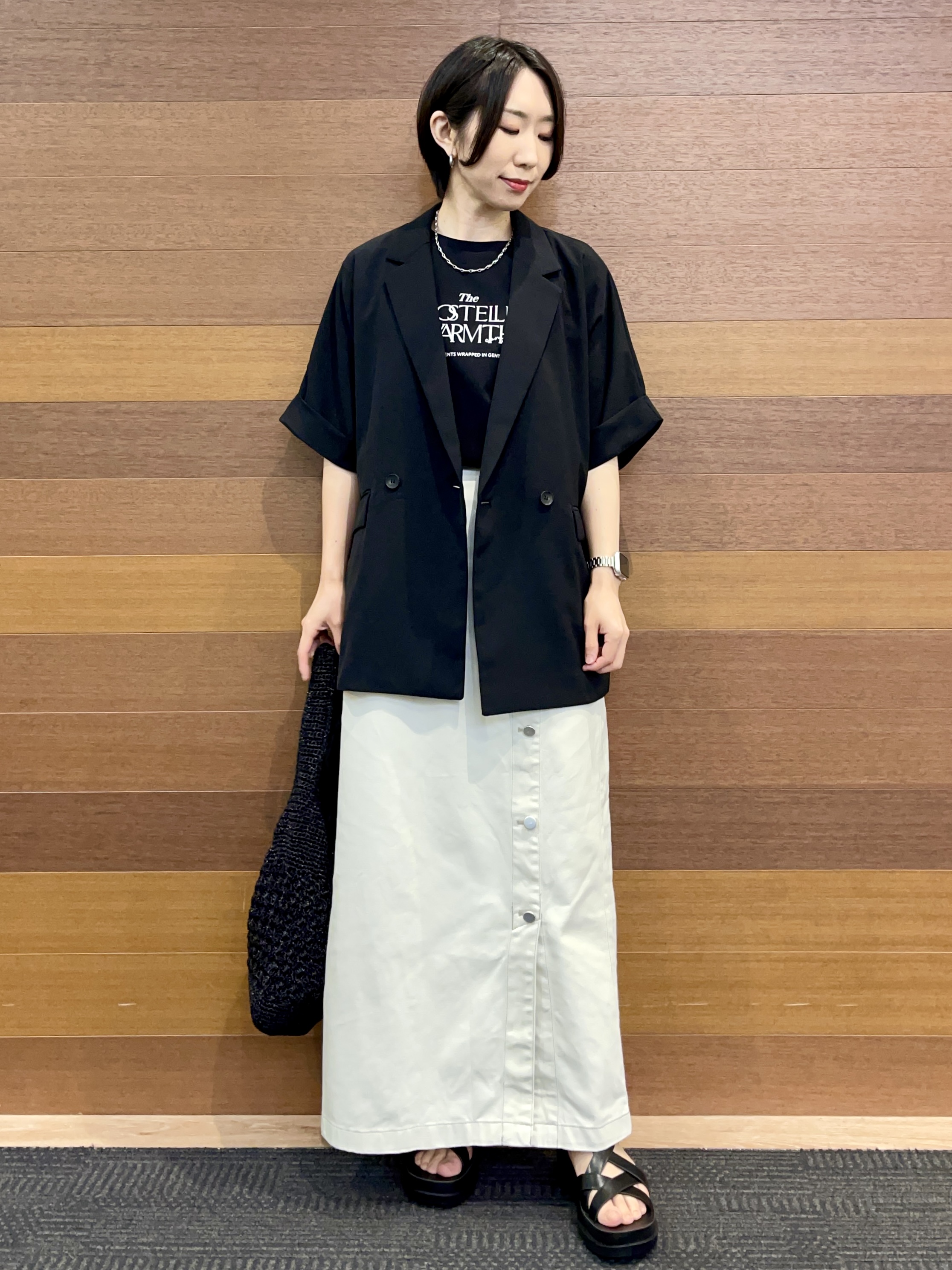 umiさんの「OPAQUE.CLIP｜ロゴプリント＆刺繍Tシャツ【洗濯機OK】」を使ったコーディネート