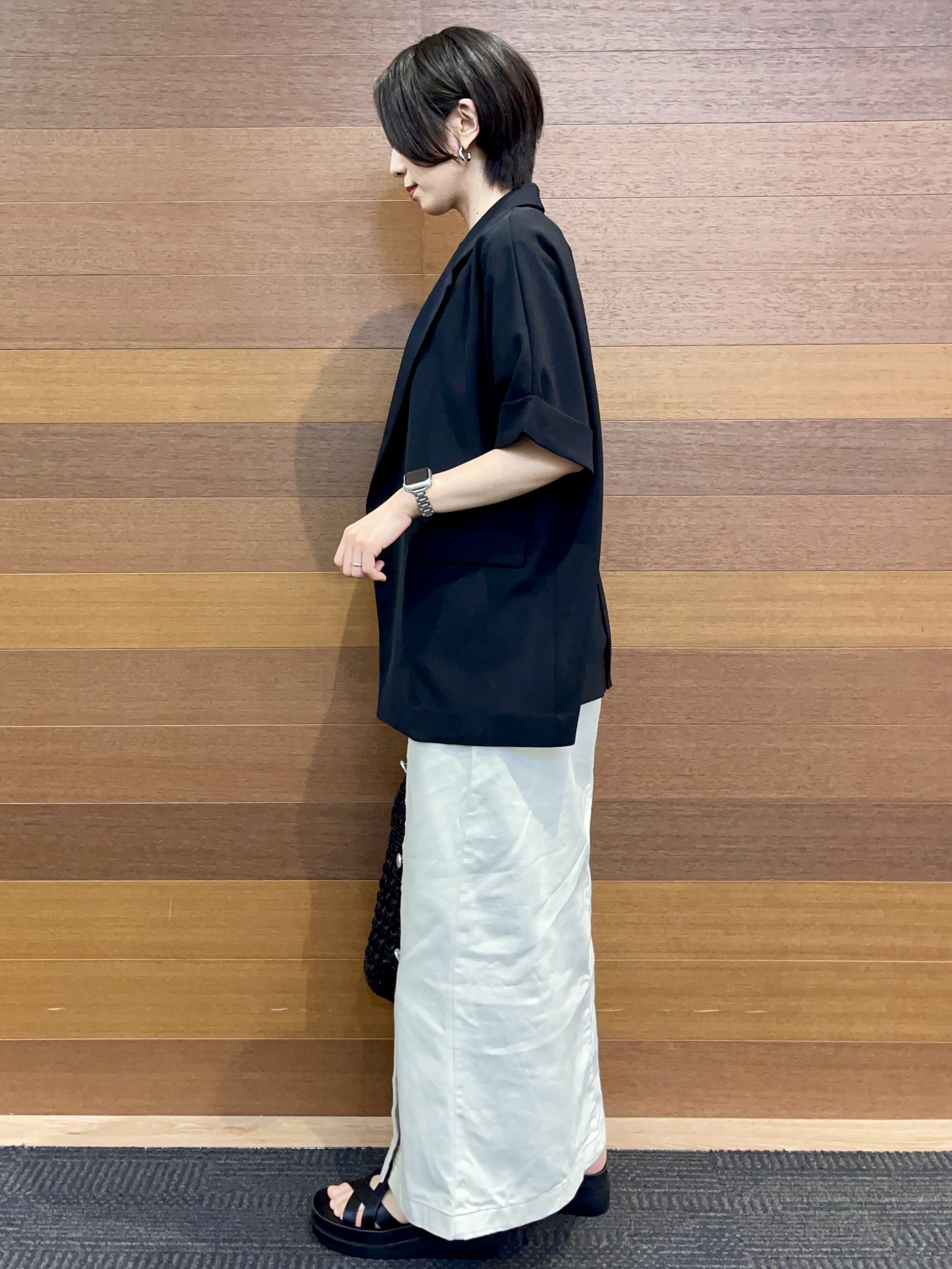 umiさんの「OPAQUE.CLIP｜ロゴプリント＆刺繍Tシャツ【洗濯機OK】」を使ったコーディネート