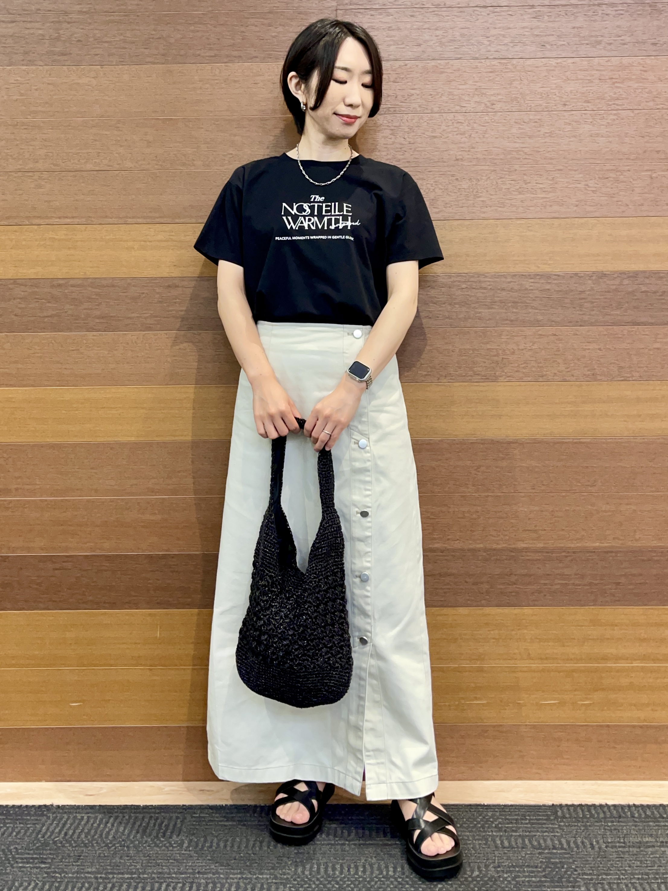 umiさんの「OPAQUE.CLIP｜ロゴプリント＆刺繍Tシャツ【洗濯機OK】」を使ったコーディネート