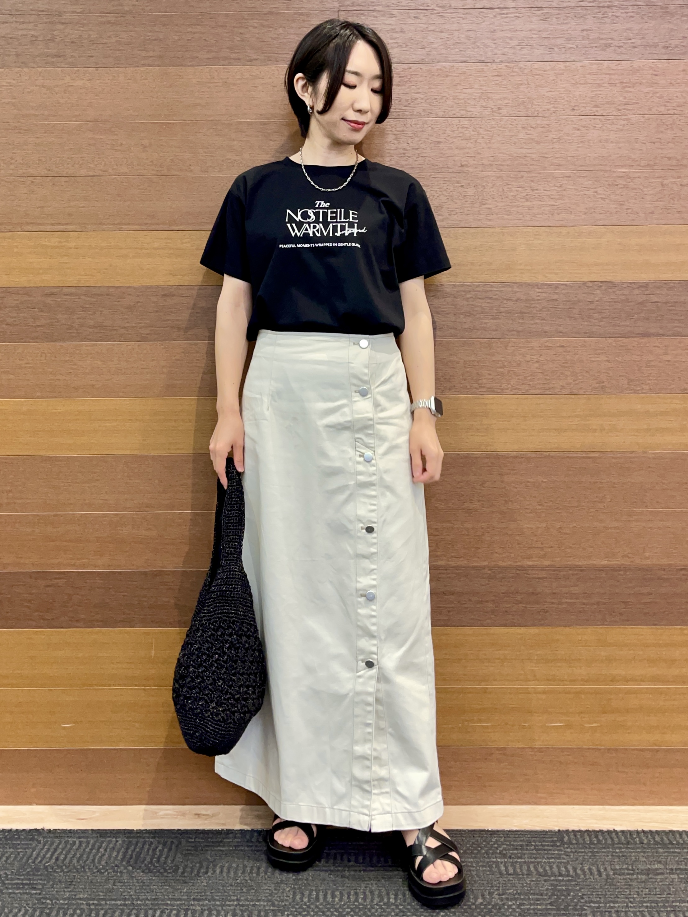 umiさんの「OPAQUE.CLIP｜ロゴプリント＆刺繍Tシャツ【洗濯機OK】」を使ったコーディネート