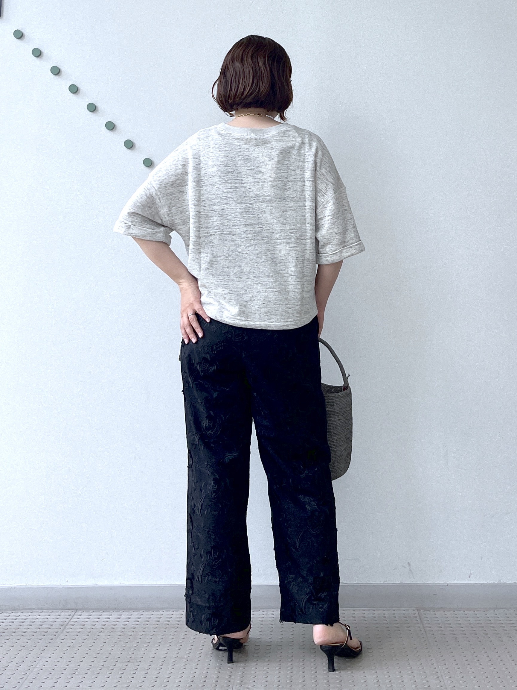 Soeさんの「DRESSTERIOR｜【ウォッシャブル/セットアップ可】リネン混裏毛ドロストプルオーバー」を使ったコーディネート