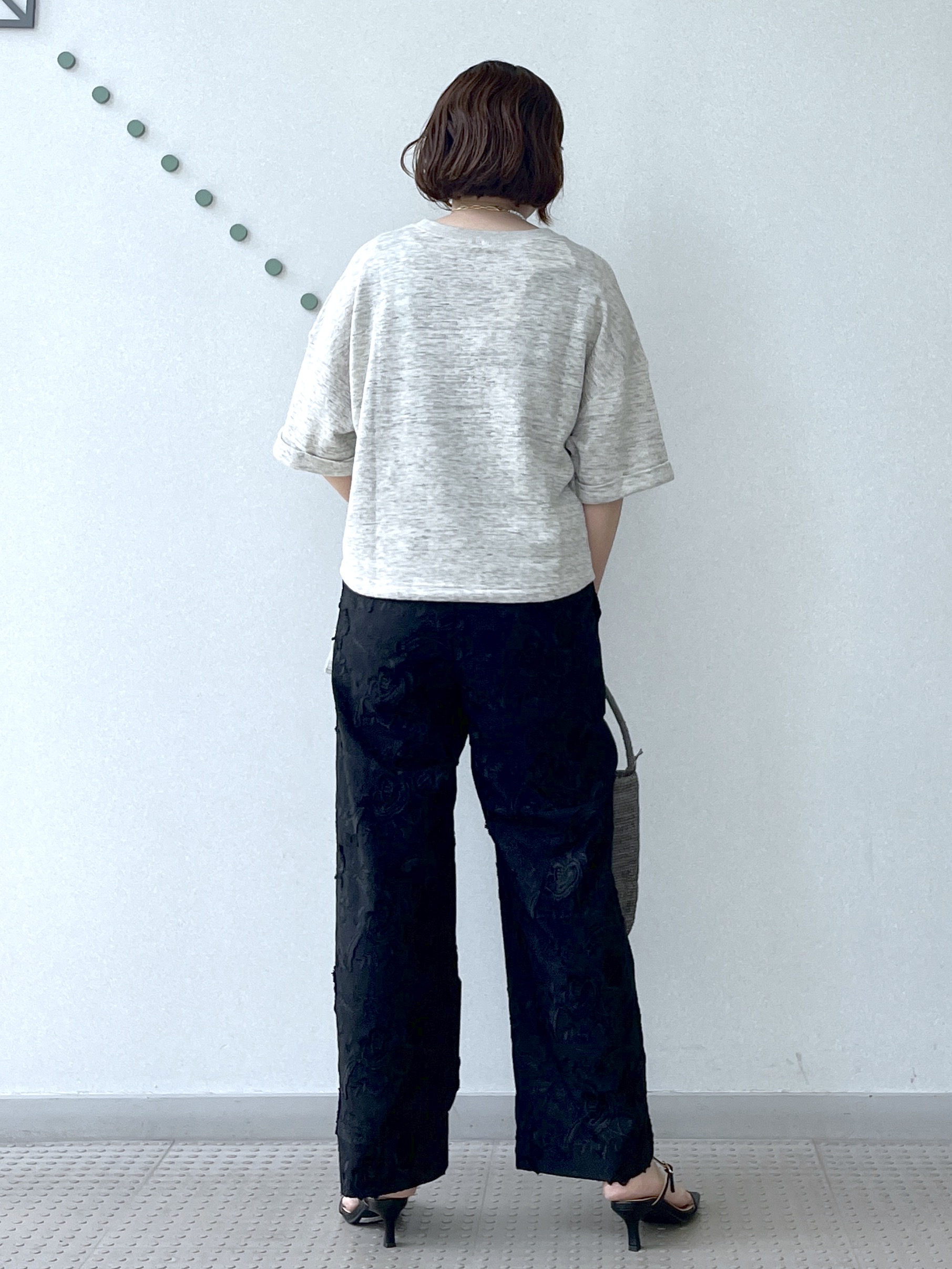 Soeさんの「DRESSTERIOR｜【ウォッシャブル/セットアップ可】リネン混裏毛ドロストプルオーバー」を使ったコーディネート