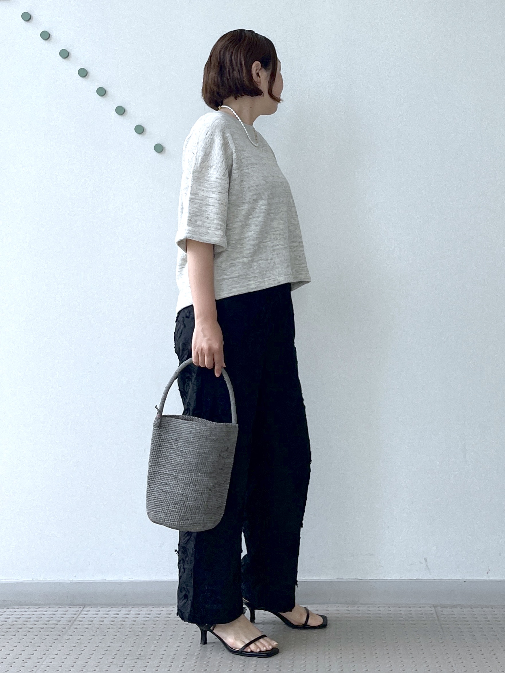 Soeさんの「DRESSTERIOR｜【ウォッシャブル/セットアップ可】リネン混裏毛ドロストプルオーバー」を使ったコーディネート