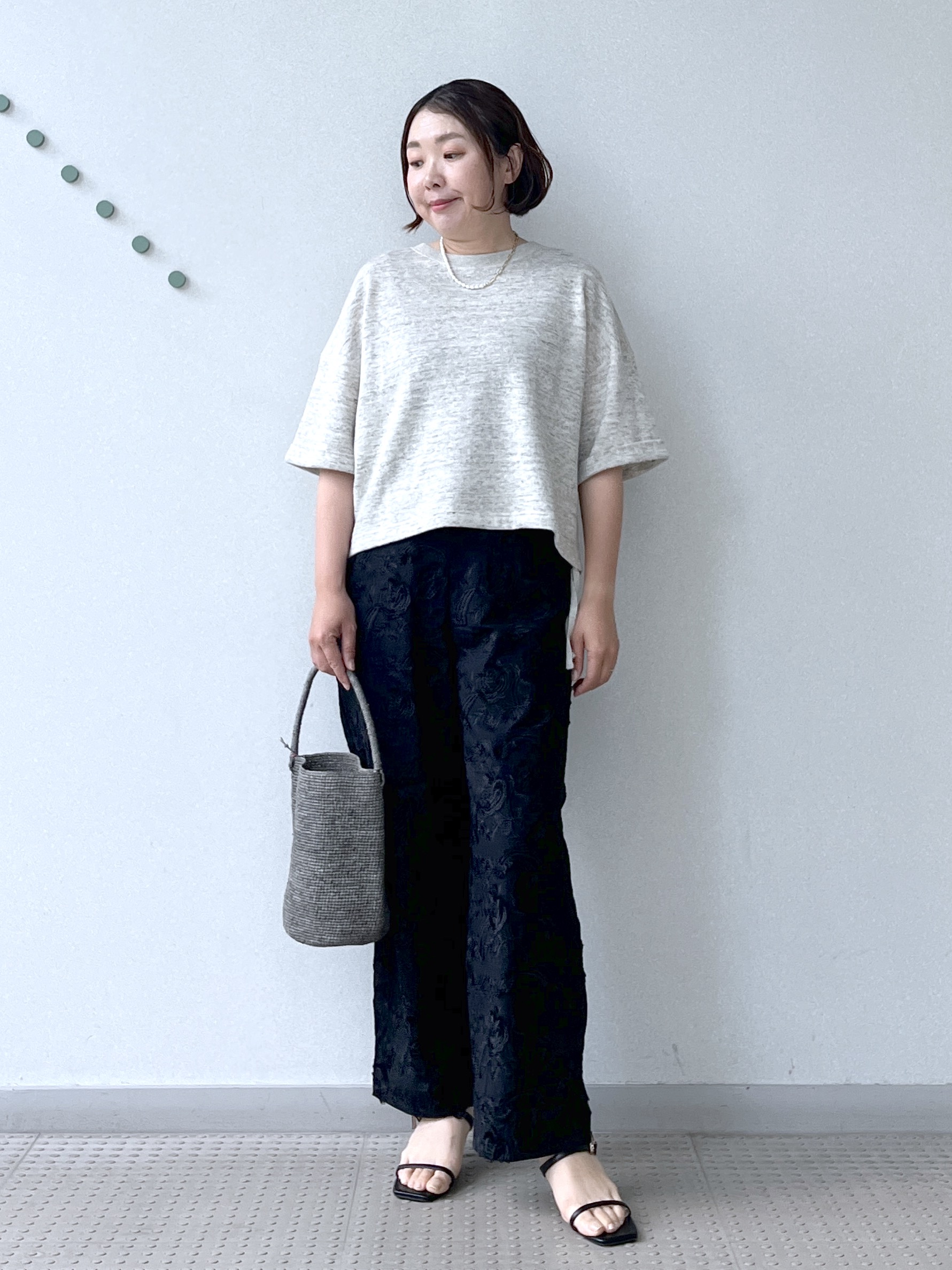 Soeさんの「DRESSTERIOR｜【ウォッシャブル/セットアップ可】リネン混裏毛ドロストプルオーバー」を使ったコーディネート