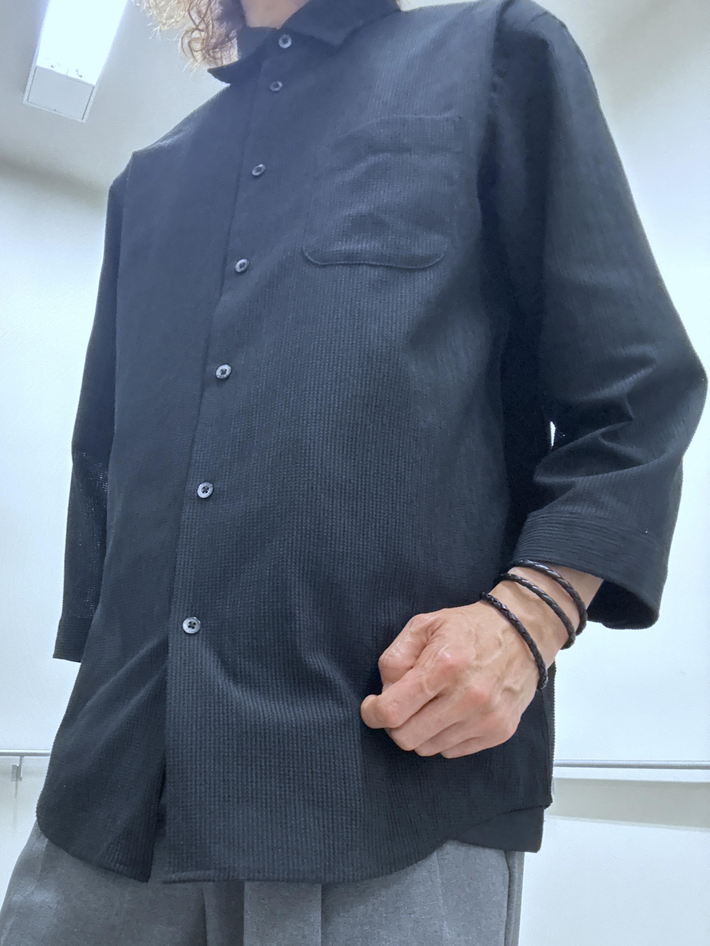 おーのさんの「TAKEO KIKUCHI｜【通気性】トリコットサッカー 7分袖シャツ」を使ったコーディネート