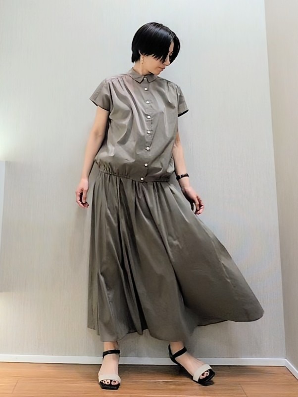 ミズタさんの「UNTITLED｜【アンサンブル可/日除け・冷房対策】シアーレーヨンZIPカーディガン」を使ったコーディネート