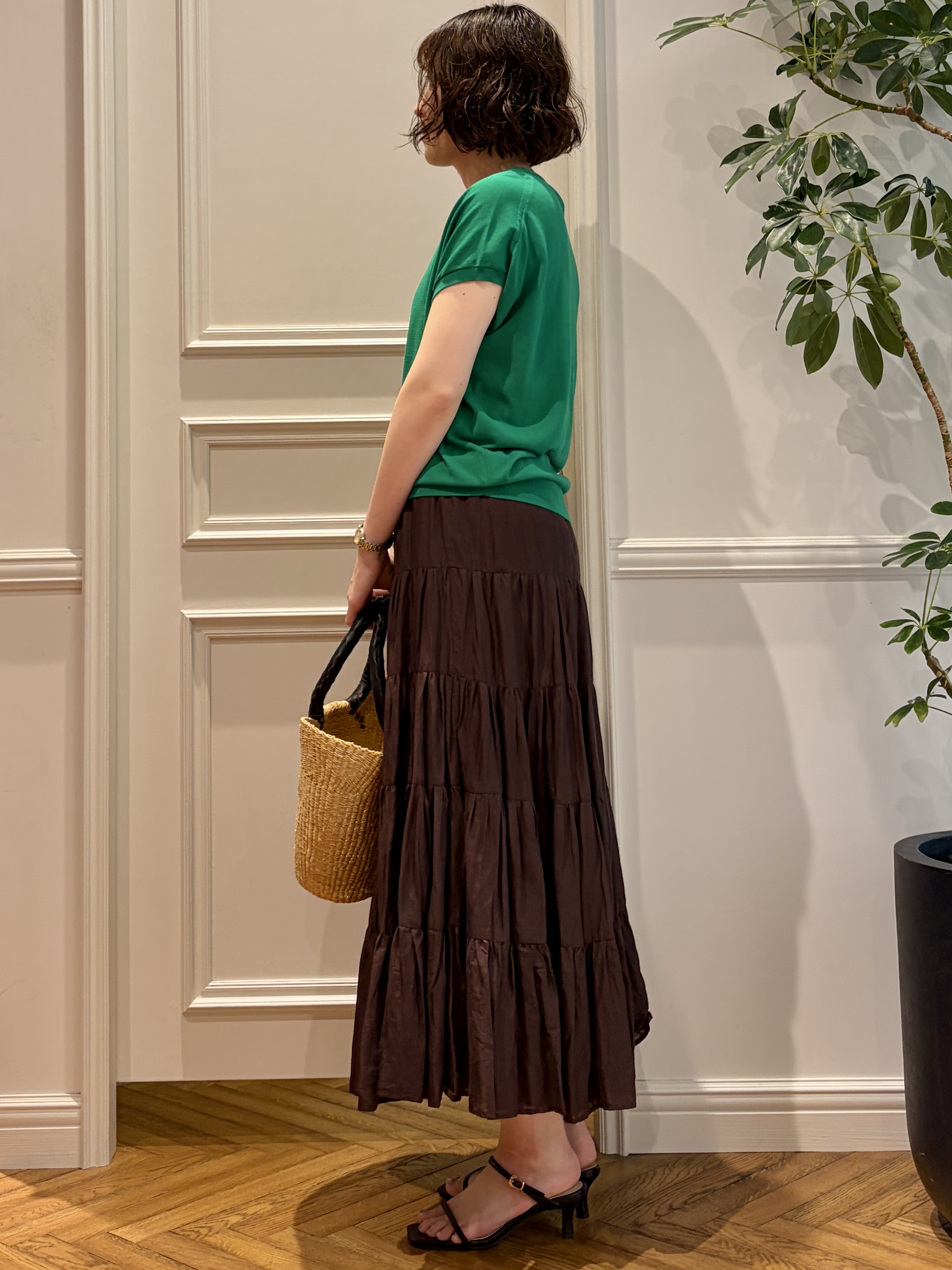 nakaoさんの「DRESSTERIOR｜【ウォッシャブル】コットンシルクフレンチスリーブニット」を使ったコーディネート