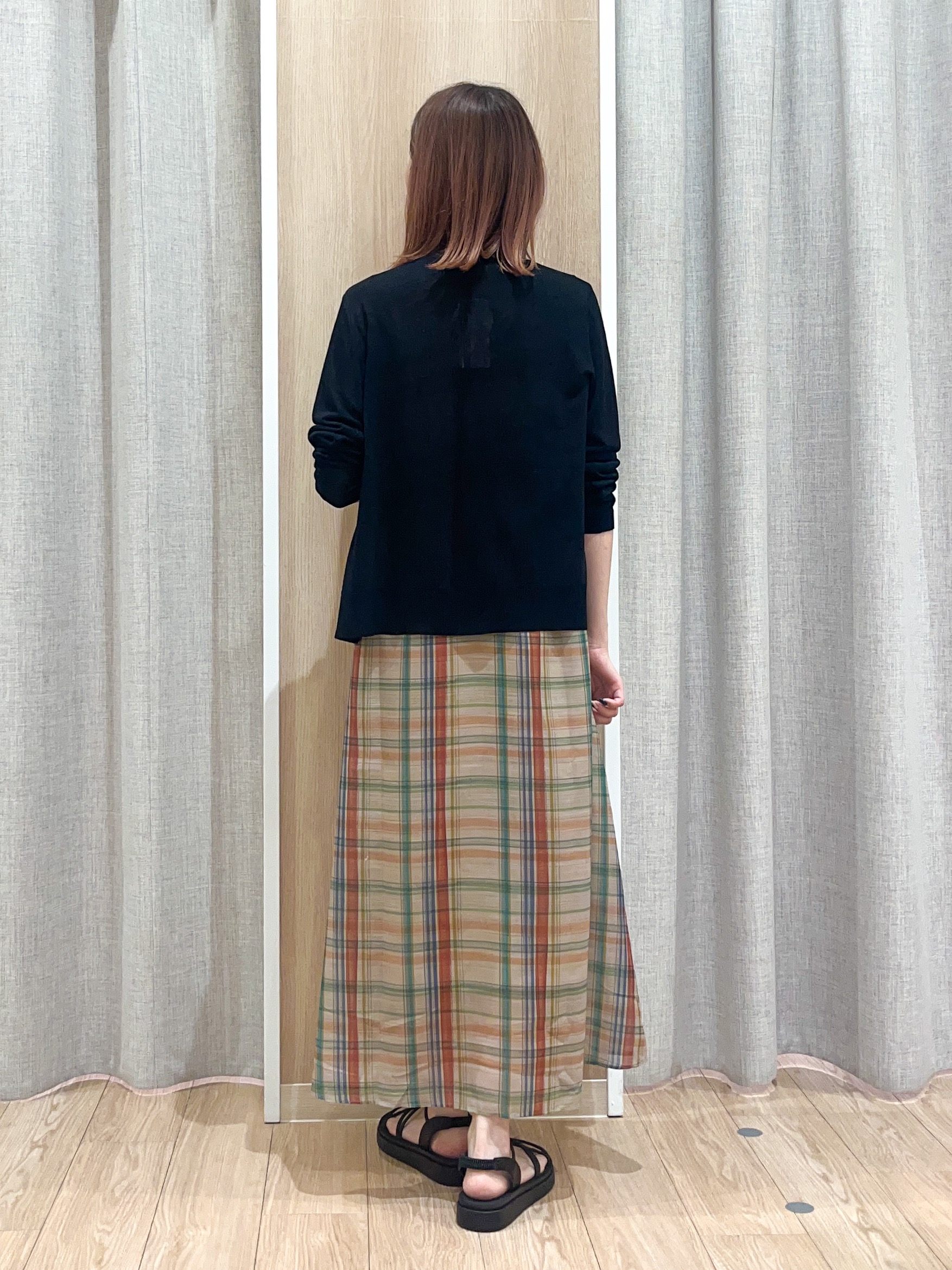 みーちゃんさんの「grove｜高評価！【接触冷感／UVカットetc】ベーシックショートカーディガン」を使ったコーディネート