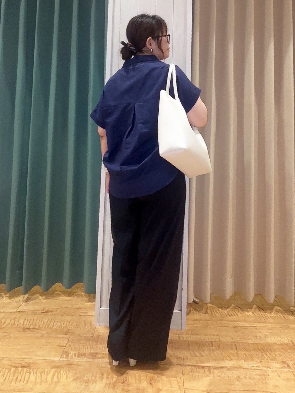 タガさんの「SHOO･LA･RUE｜【ひんやり/UV】インせず着られる フレンチリネンスキッパーシャツ」を使ったコーディネート