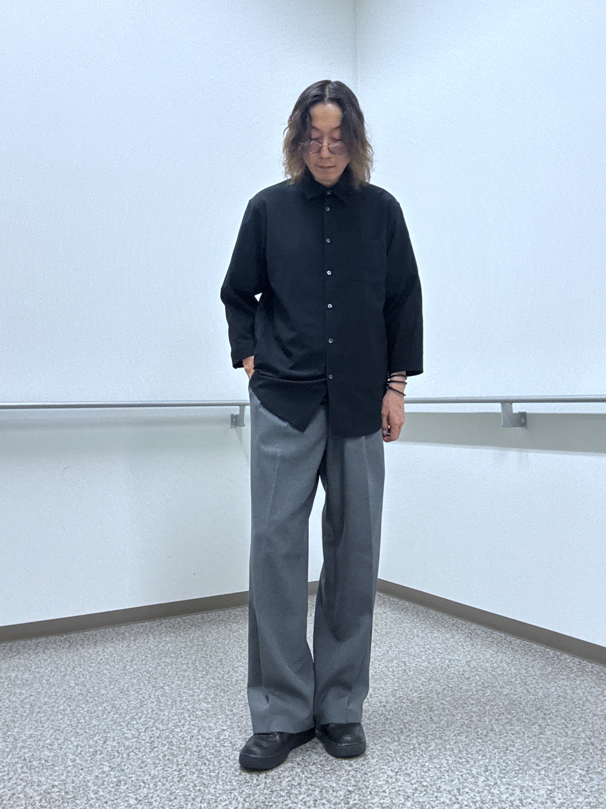 おーのさんの「TAKEO KIKUCHI｜【通気性】トリコットサッカー 7分袖シャツ」を使ったコーディネート