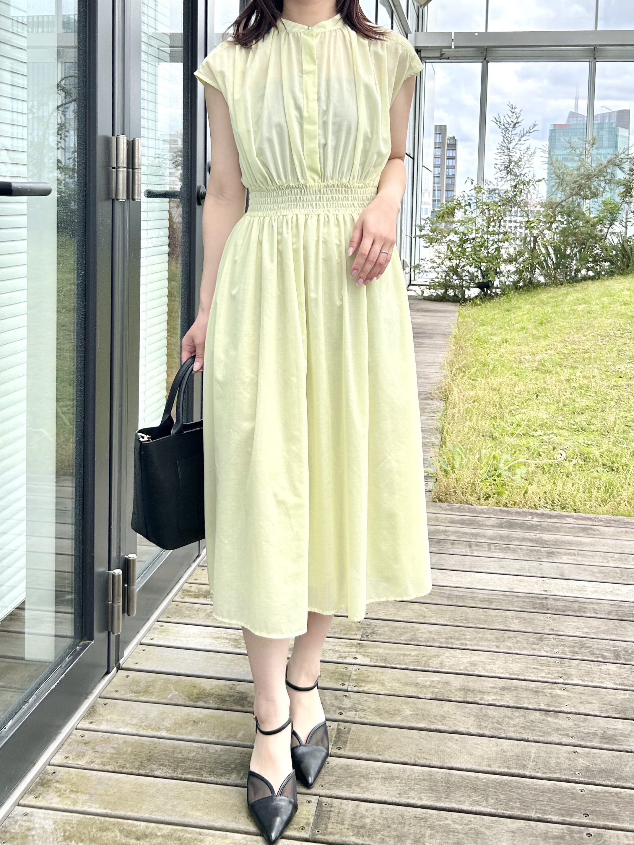 RINAさんの「index｜ギャザーワンピース【洗濯機OK／イージーアイロン】」を使ったコーディネート